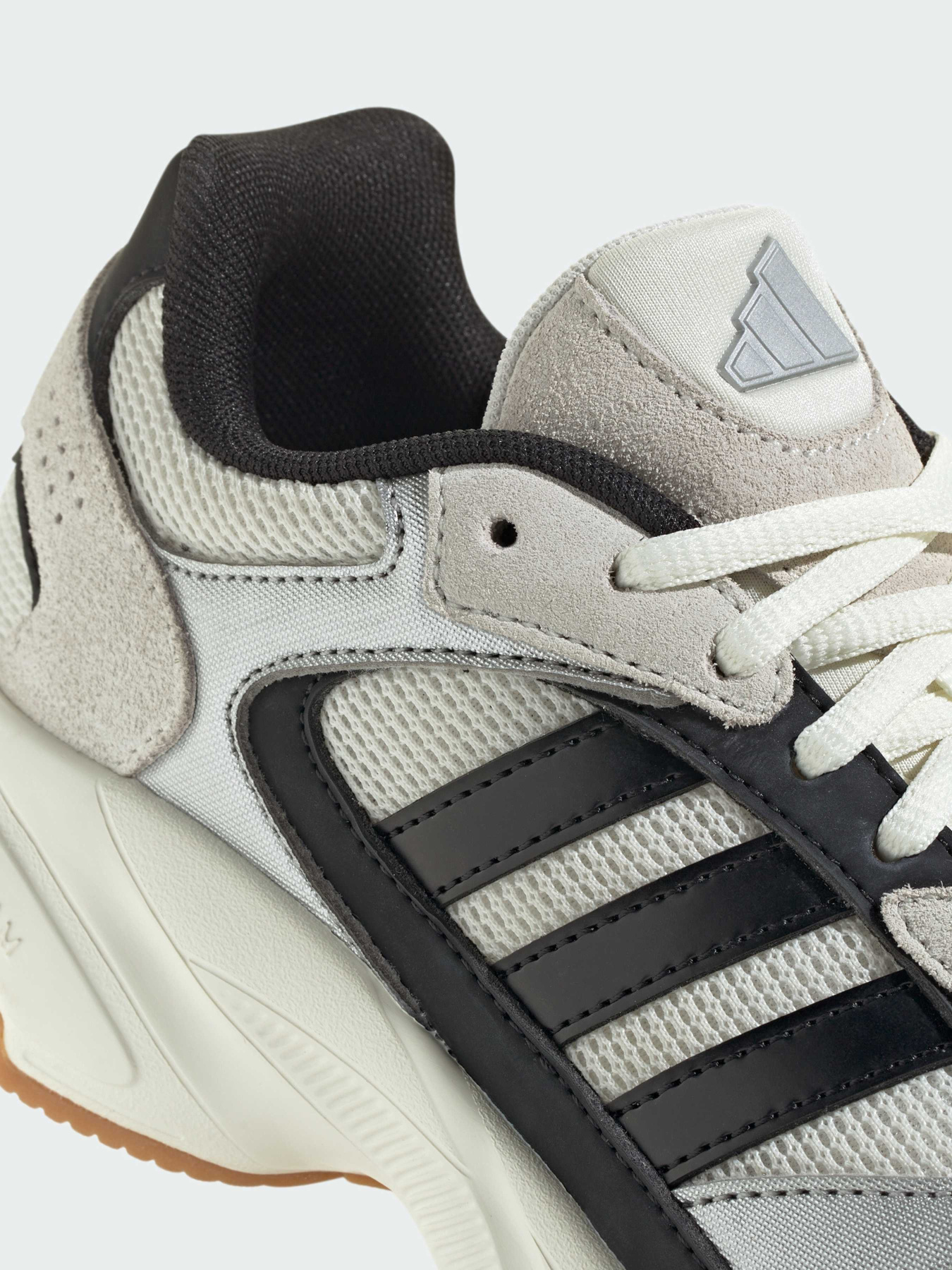 Кроссовки повседневные Adidas модель JH6699 Фото