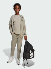 Футболка Adidas Культовые силуэты модель JN8090 Футболка Adidas Культовые силуэты модель JN8090 Фото