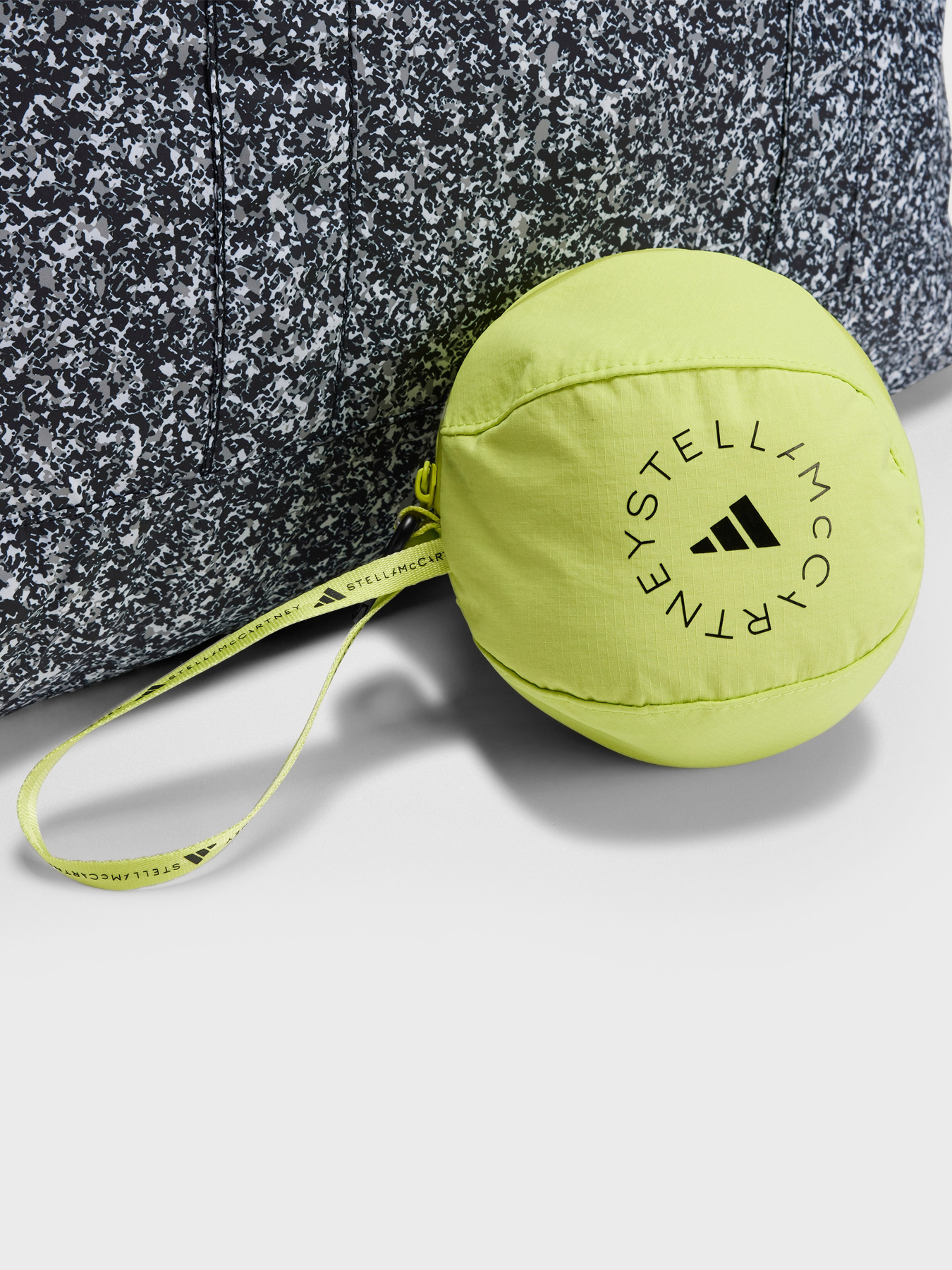 Сумка Adidas модель JJ1010 Фото