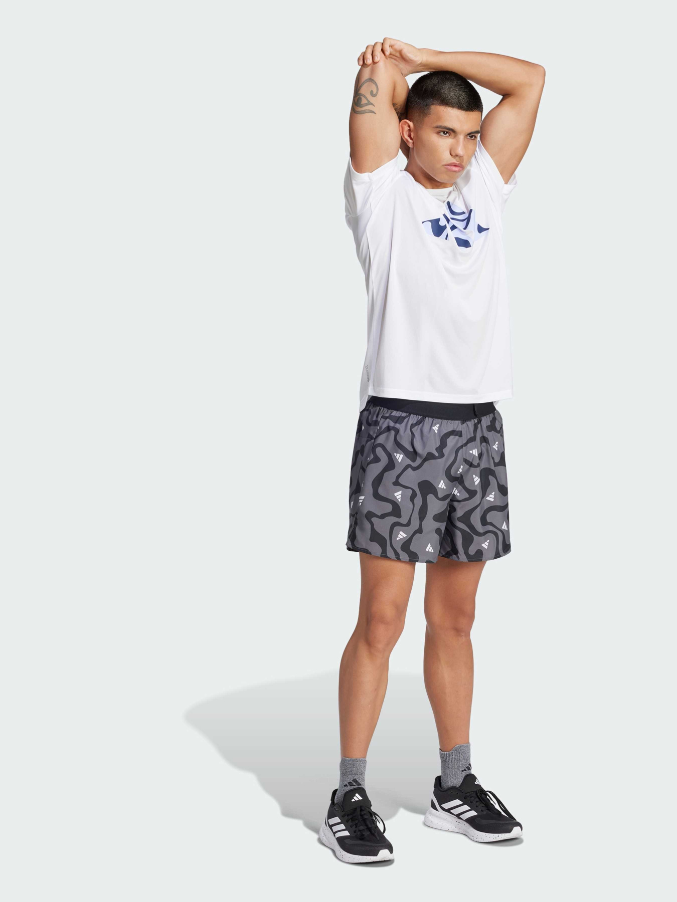 Шорты спортивные Adidas модель JD2336 Фото