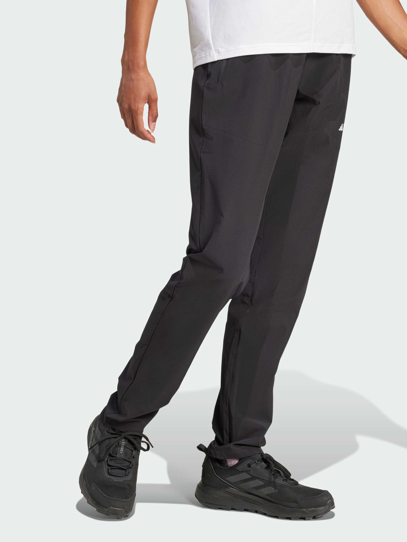 Спортивні штани Adidas модель JP0806 Фото