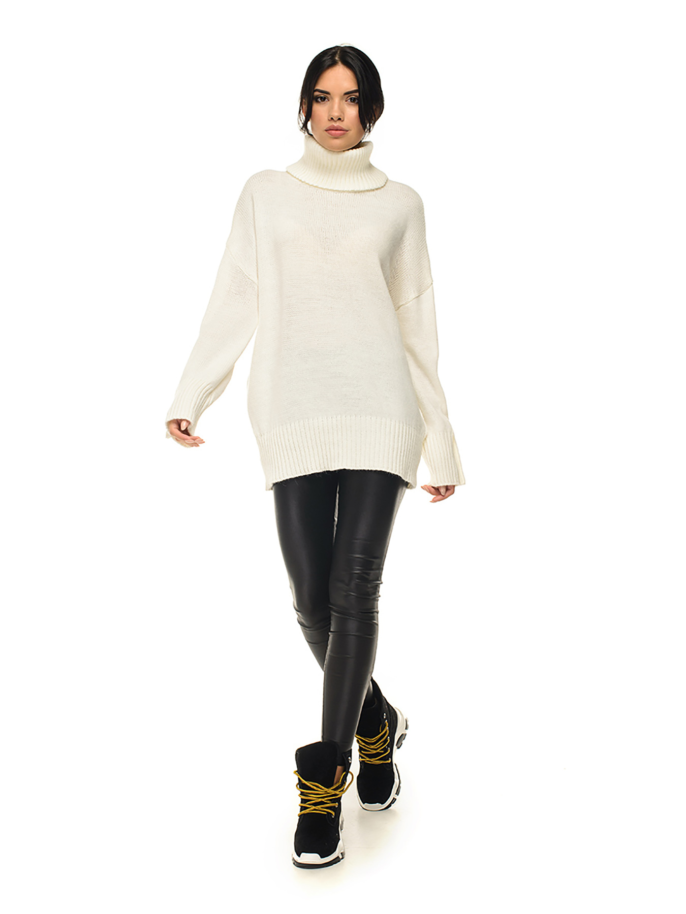 Свитер SVTR модель 435milkyWSWTSVTR Фото