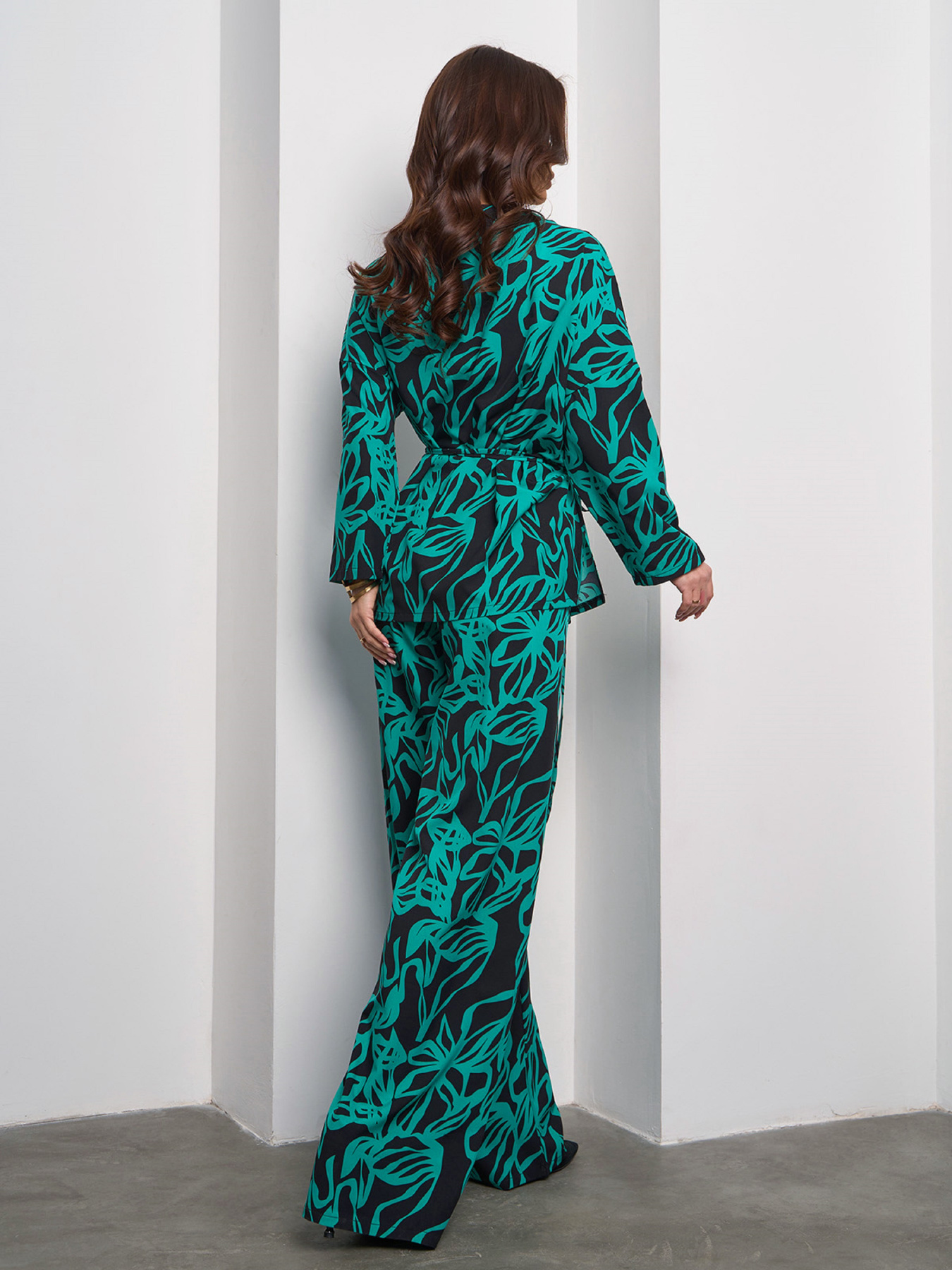 Повседневный костюм ISSA Plus модель 15003_зеленый Повседневный костюм ISSA Plus модель 15003_зеленый Фото