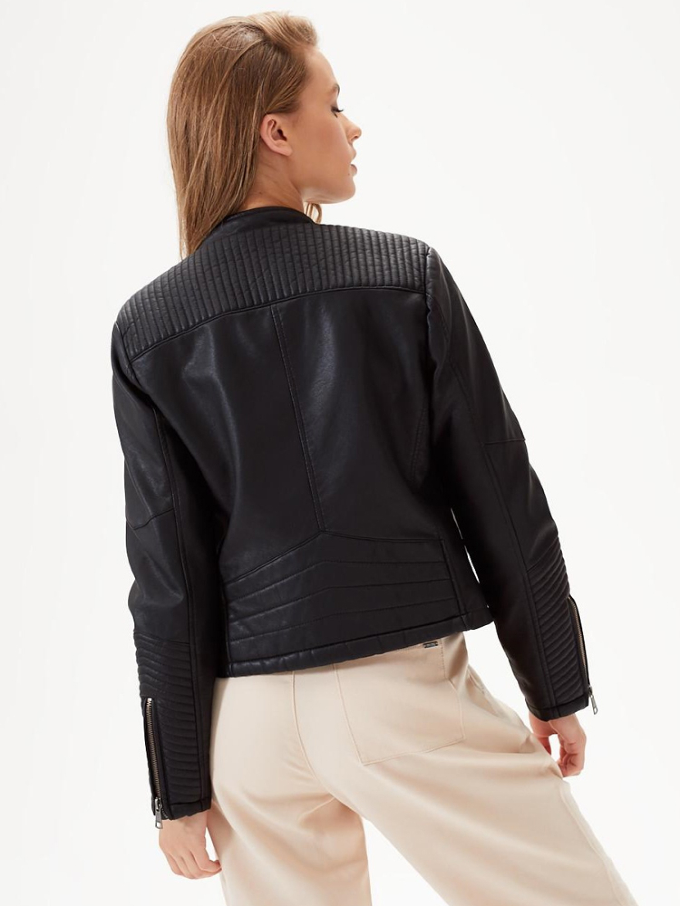 Куртки та дублянки DIVERSE Regalis модель 10037406 Фото