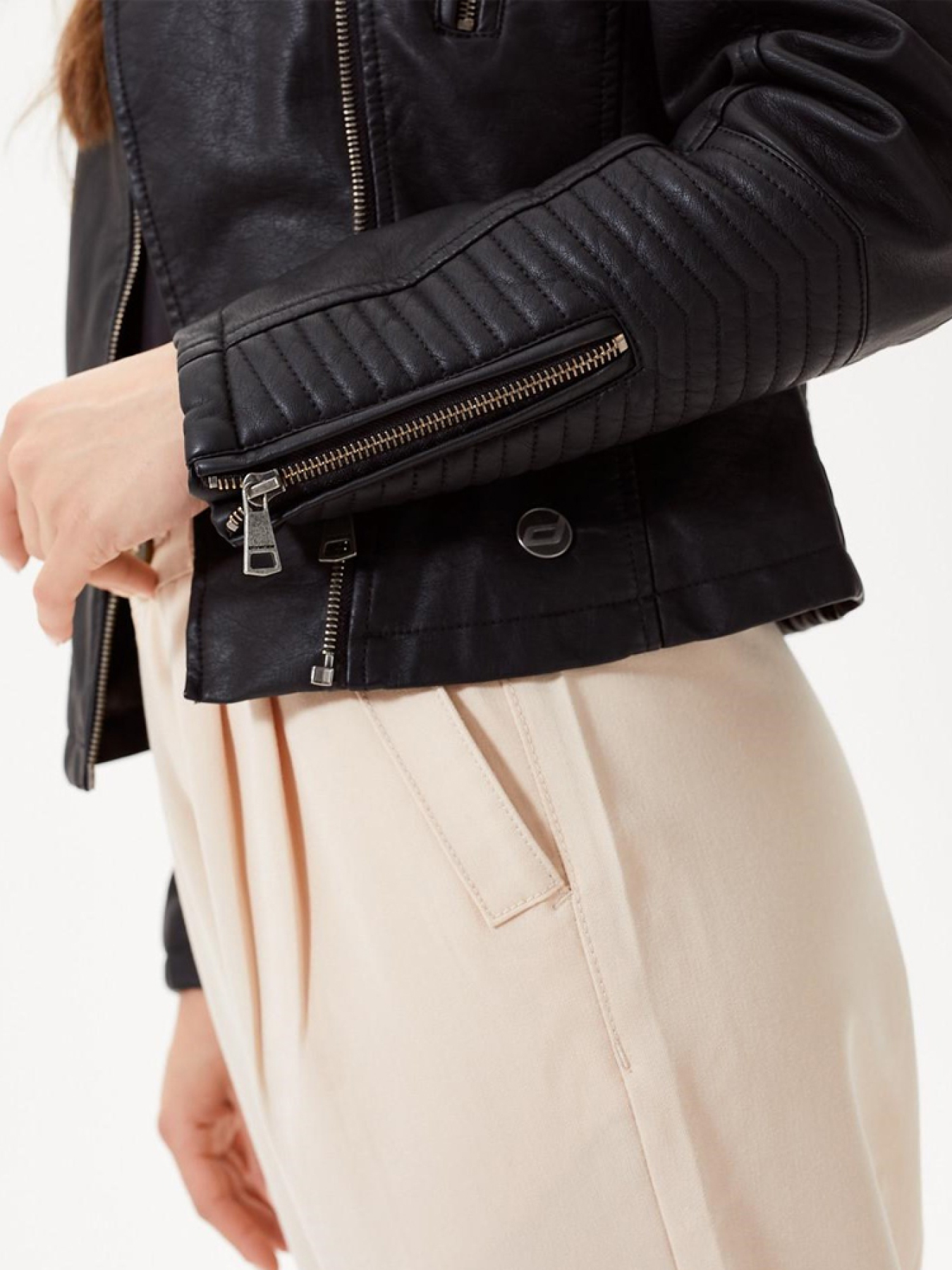 Куртки та дублянки DIVERSE Regalis модель 10037406 Фото