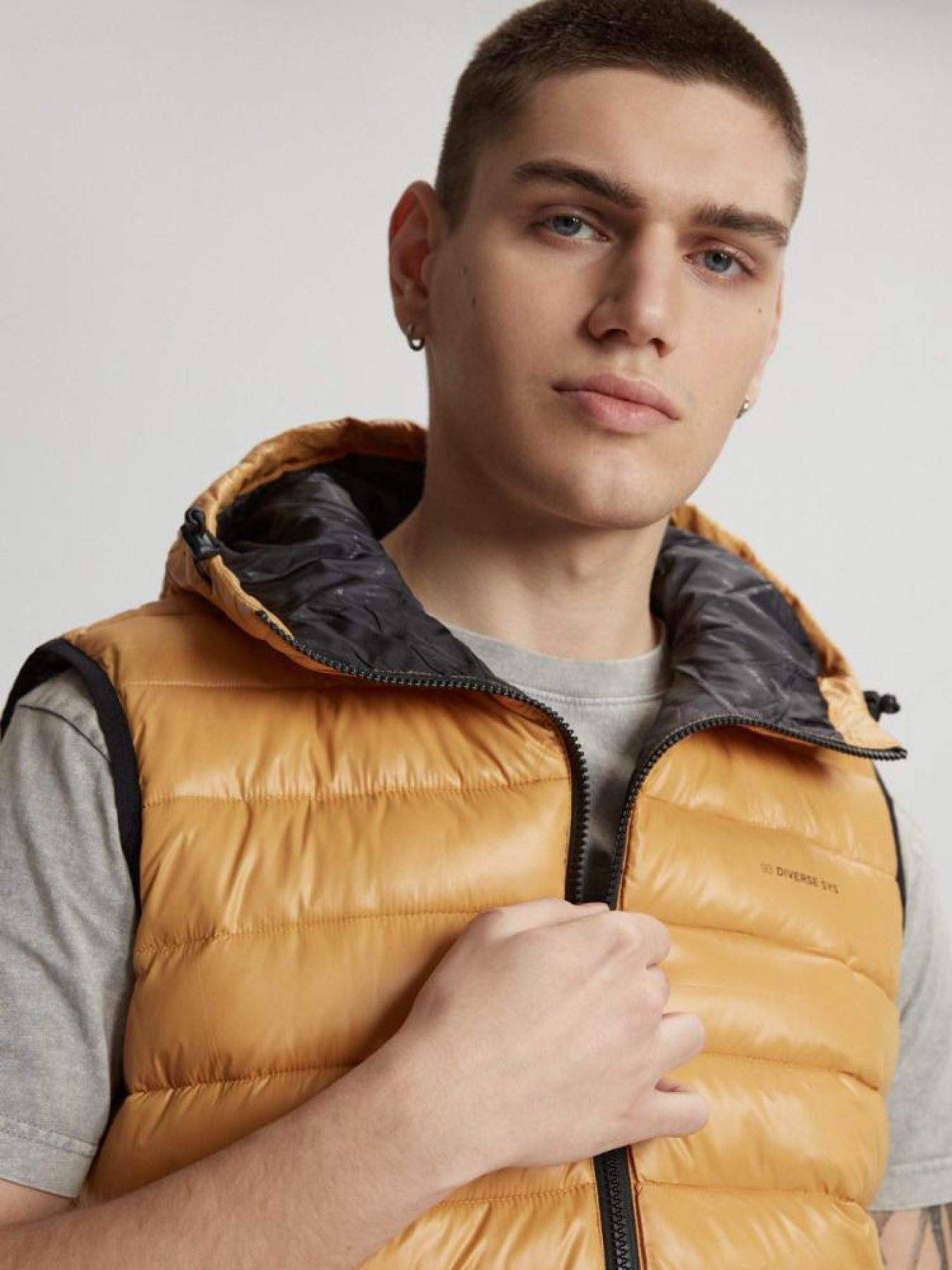 Жилет з утеплювачем DIVERSE Azman модель 10041345 Фото