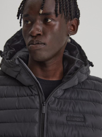 Утепленный жилет DIVERSE Aligeri Dext Ref модель 10043099 Фото