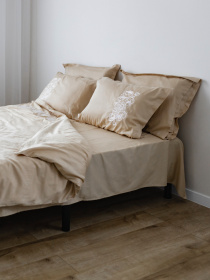 Підковдра лате з вишитими білими півоніями Cozy модель 8009477 Фото