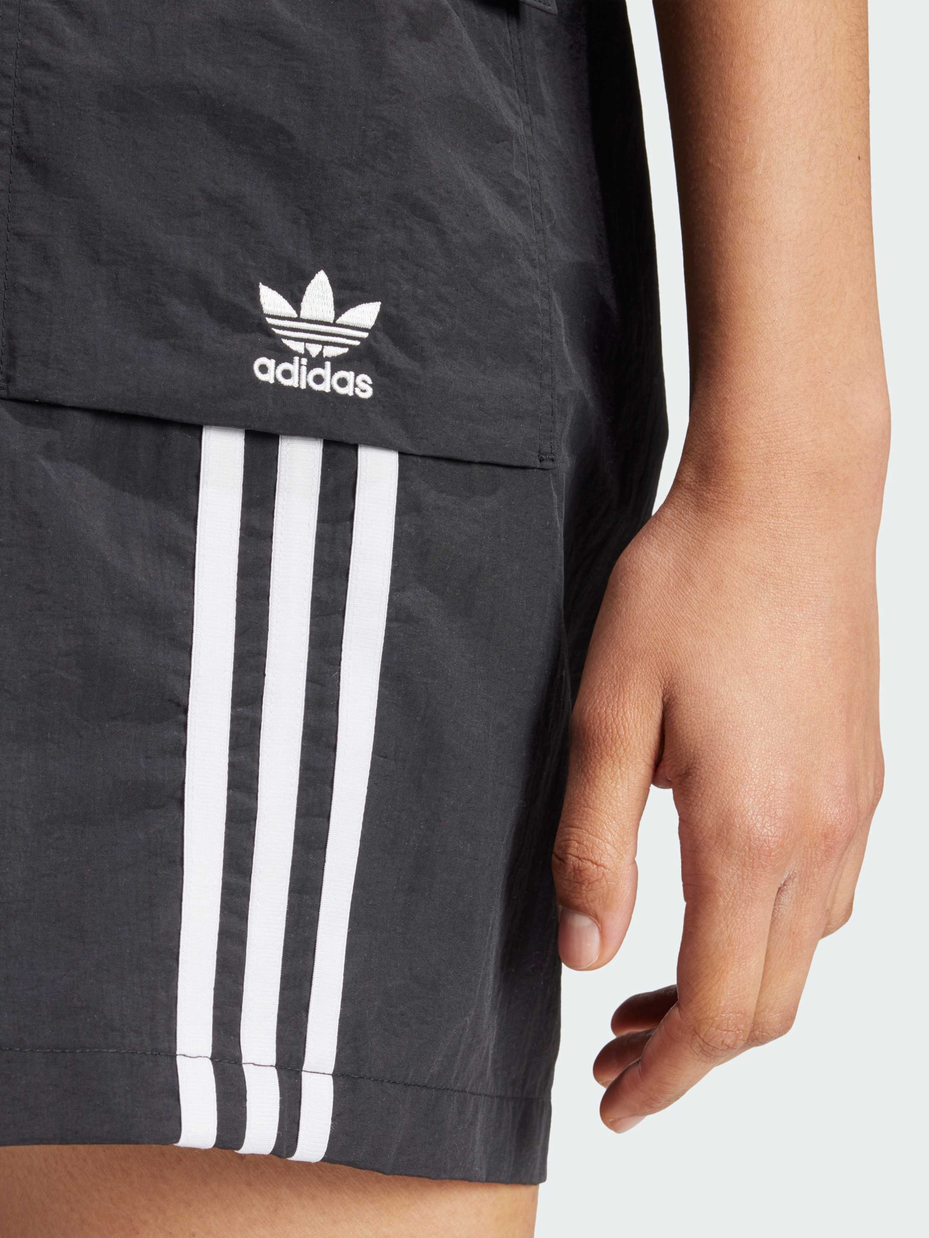 Шорти Adidas Adicolor модель JH1077 Фото