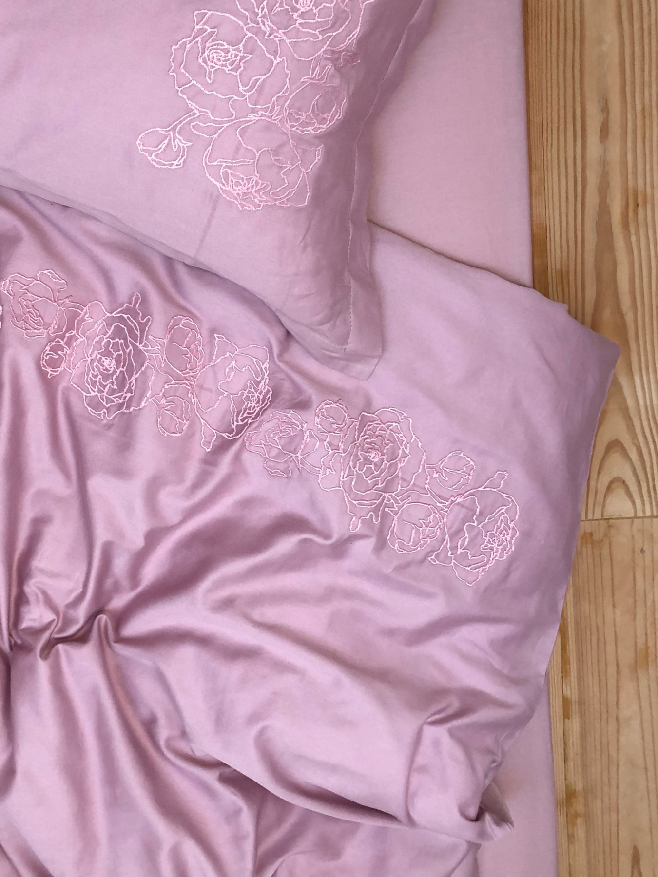 Підковдра рожева з вишитими півоніями Cozy модель 8009460 Фото