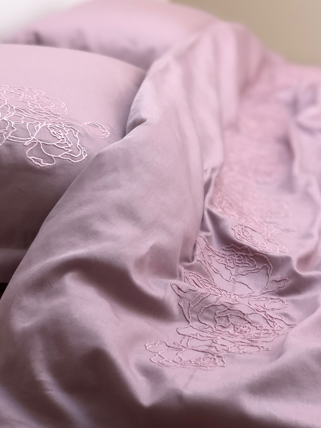 Підковдра рожева з вишитими півоніями Cozy модель 8009460 Підковдра рожева з вишитими півоніями Cozy модель 8009460 Фото