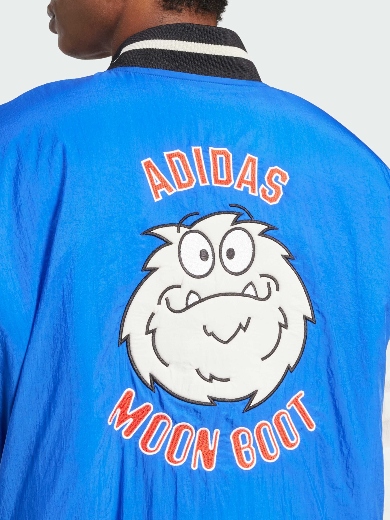Бомбер Adidas модель IY8048 Фото