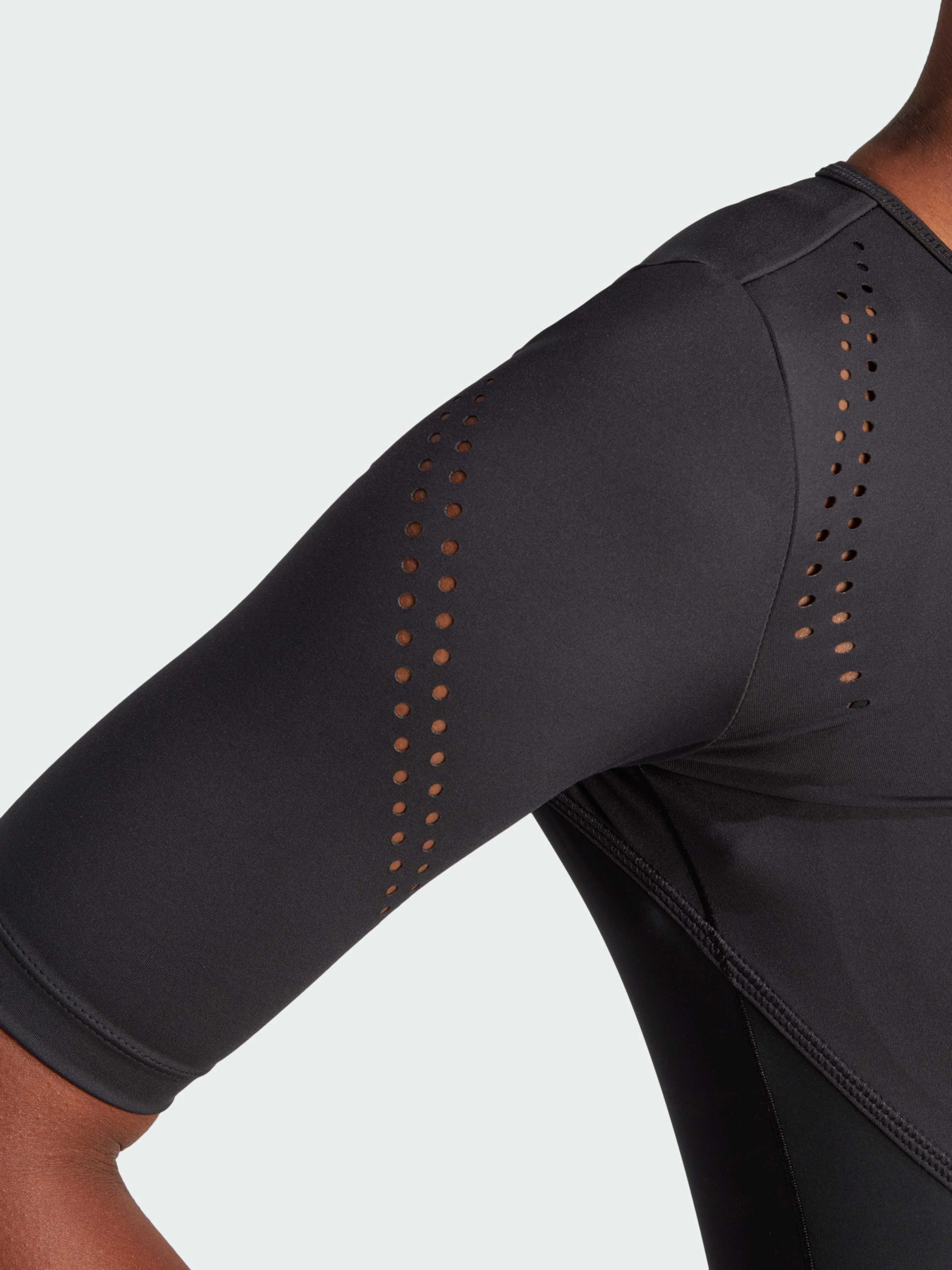 Футболка спортивная Adidas модель IB6780 Фото