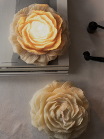 Свеча фигурная ароматическая "Пион", аромат – пион & магнолия, из натурального оливкового воска Candle Design модель 120.2007 Фото