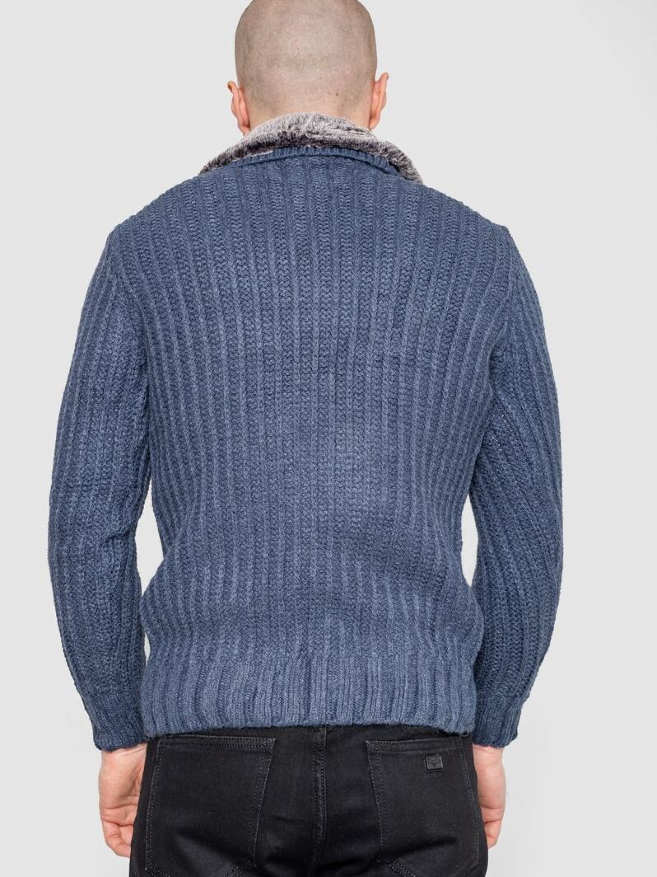 Свитер Ager модель У-1133332::000000547 Фото