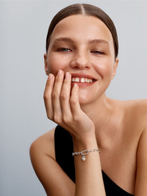 Класичні PANDORA модель 793687C01 Фото