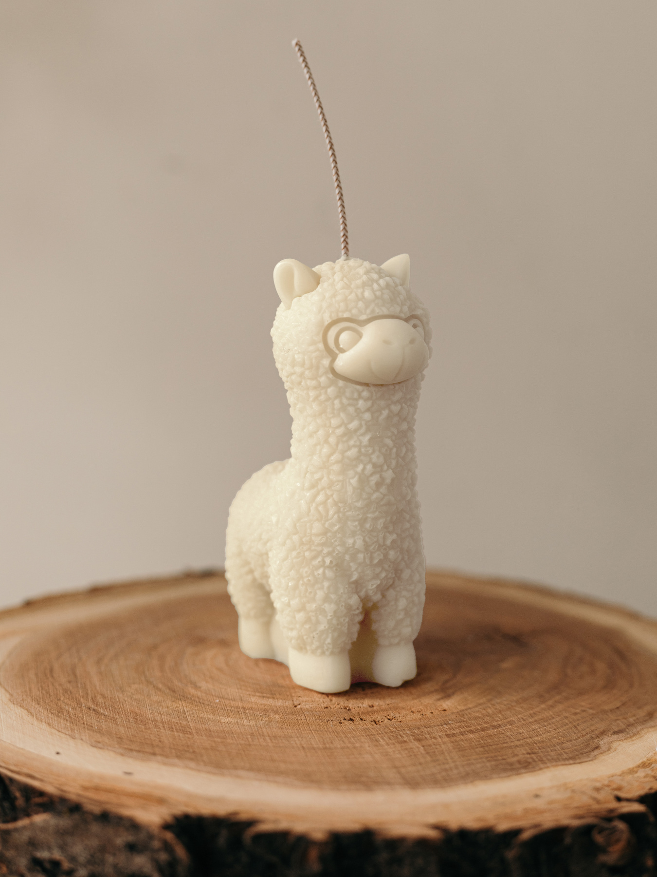 Ароматическая свеча "Альпака", аромат - Coffee bean & cacao, з натурального оливкового воску Candle Design модель 140.2027 Фото