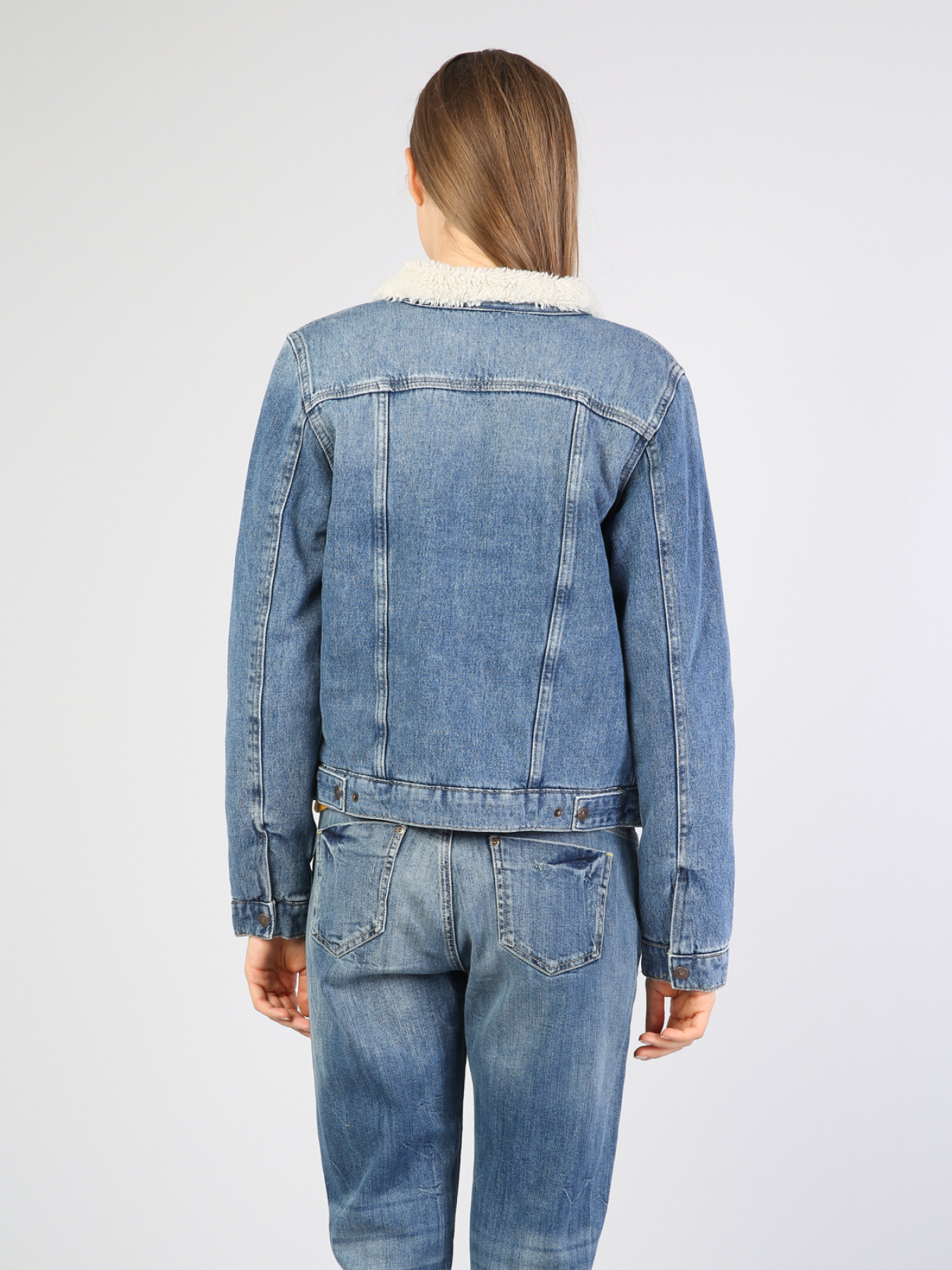 Куртки и дубленки Colin’s модель CL1040352_q1.V1_DN07444 Фото