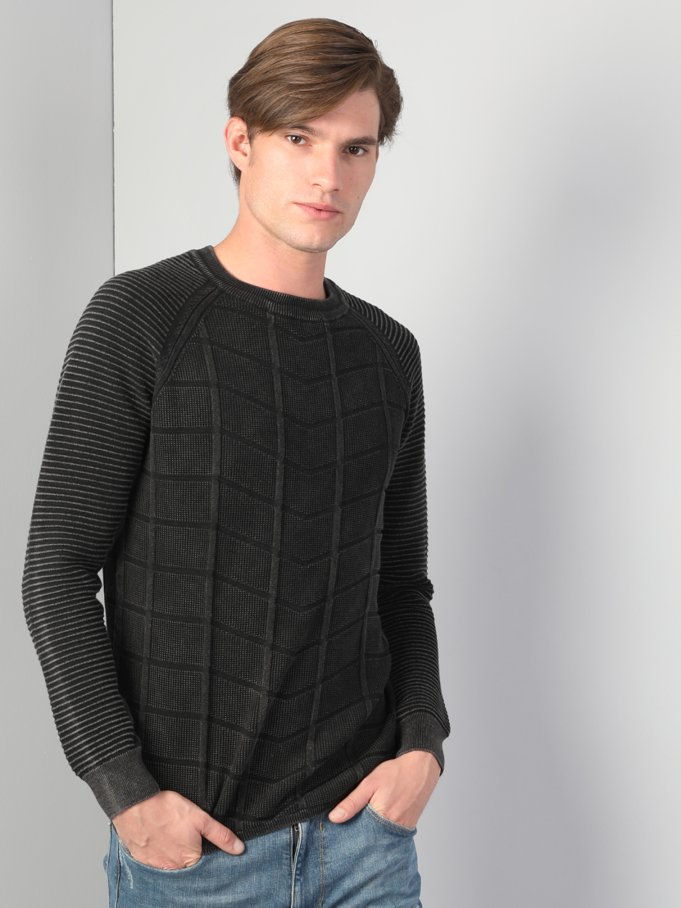 Кофти та светри Colin’s модель CL1044027_Q1.V1_ANT Фото