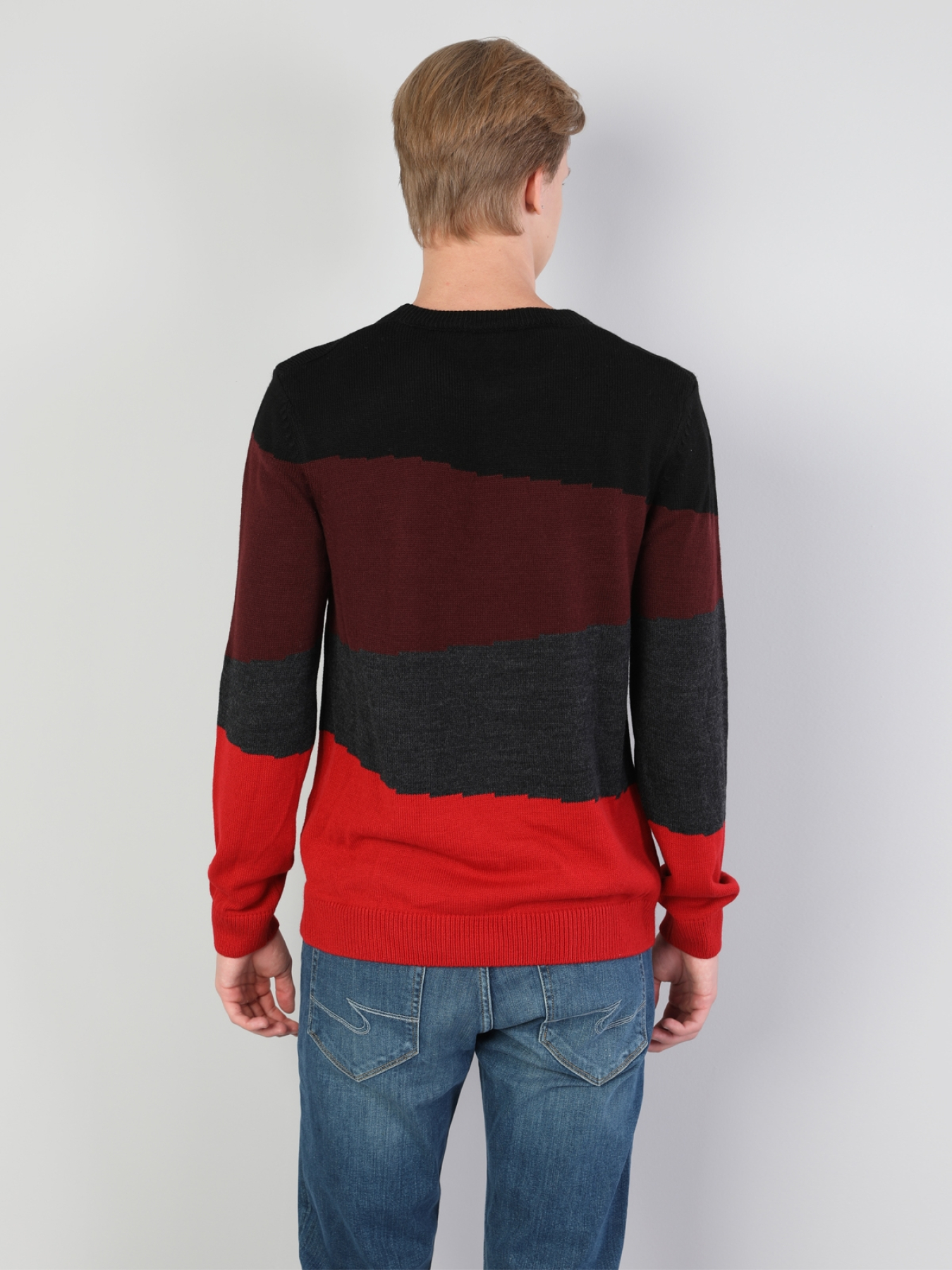 Кофты и свитера Colin’s модель CL1044602_Q1.V1_RED Фото