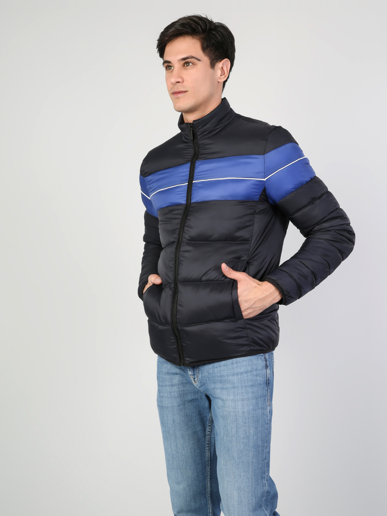 Куртки и дубленки Colin’s модель CL1044816_Q1.V1_NAV Фото