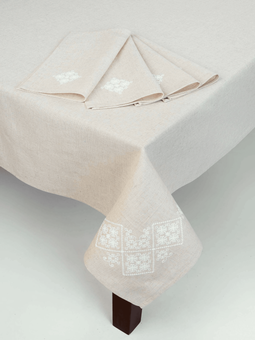 Вишита скатертина ( без серветок) Едельвіка модель 339-21-00 Фото