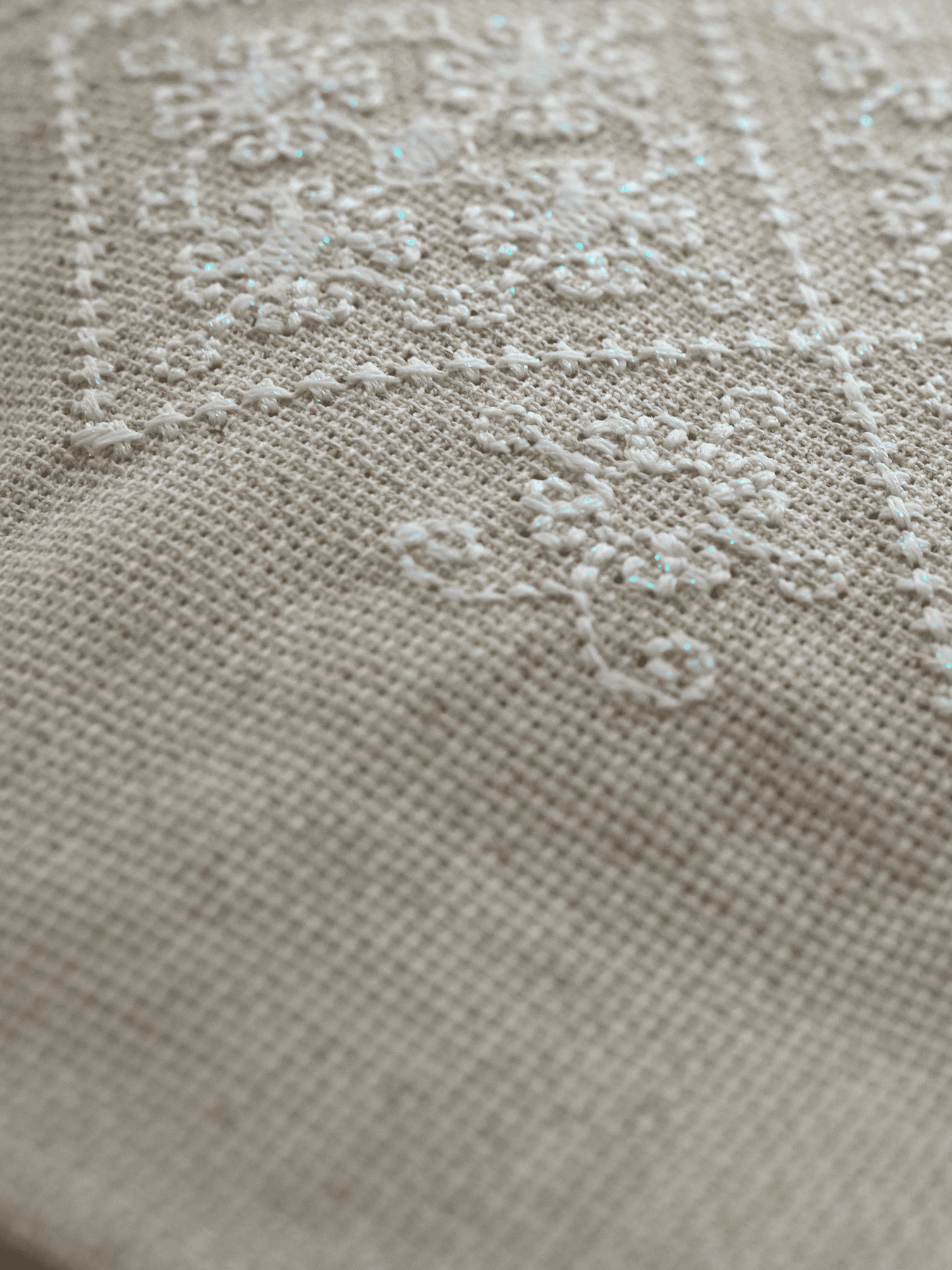 Вишита скатертина ( без серветок) Едельвіка модель 339-21-00 Фото