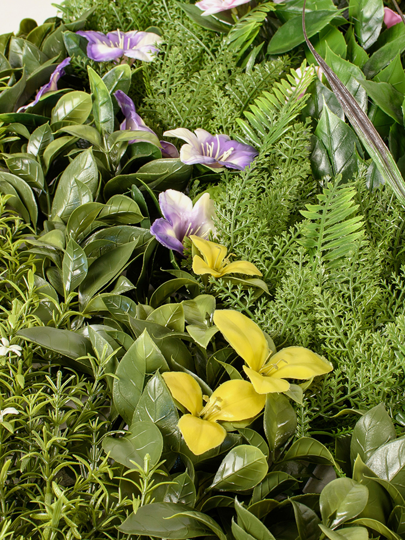 Декоративное зеленое покрытие-фитостена "Blossom Carnival" Engard модель GCK-24 Фото