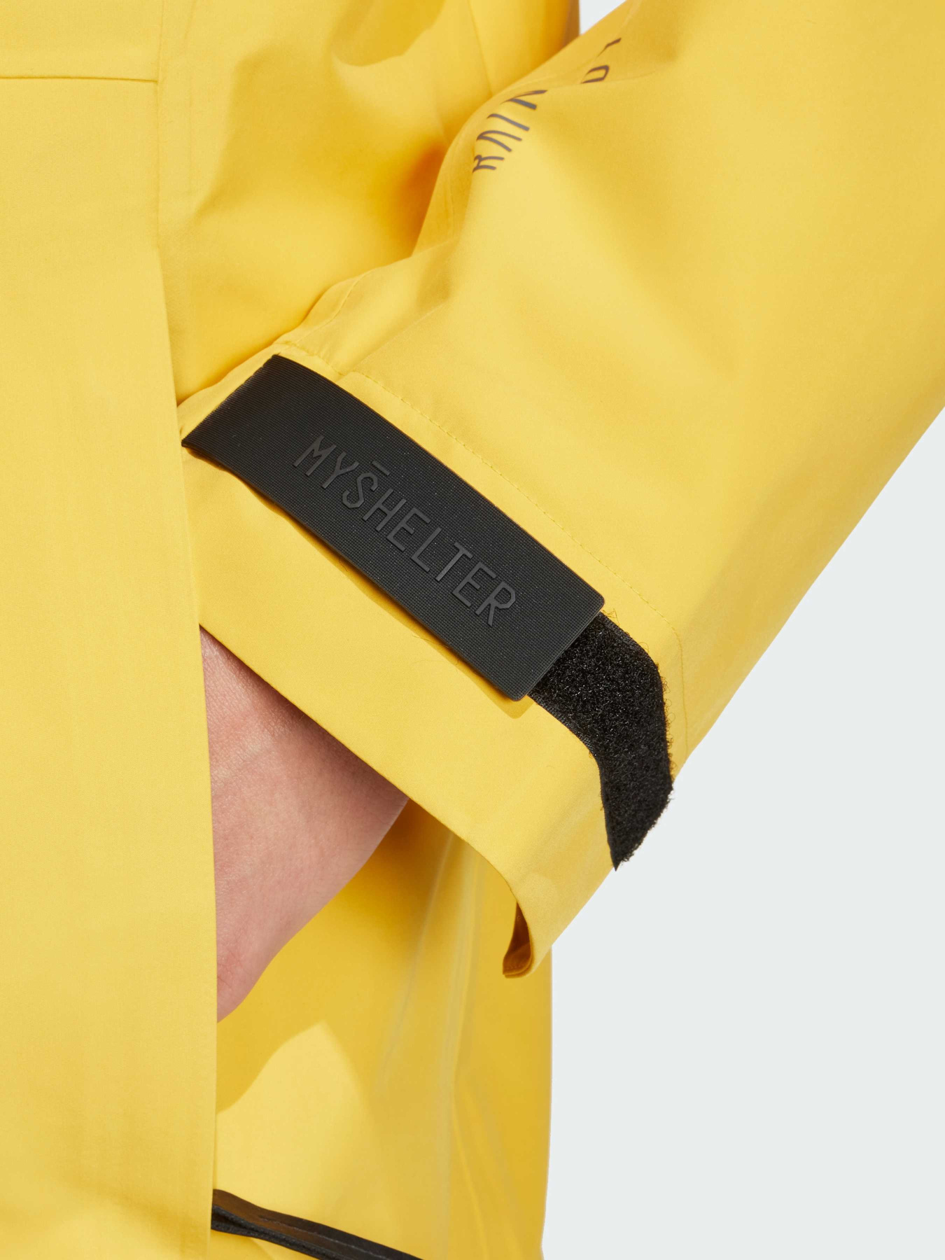 Куртки та дублянки Adidas MyShelter модель IM8528 Фото