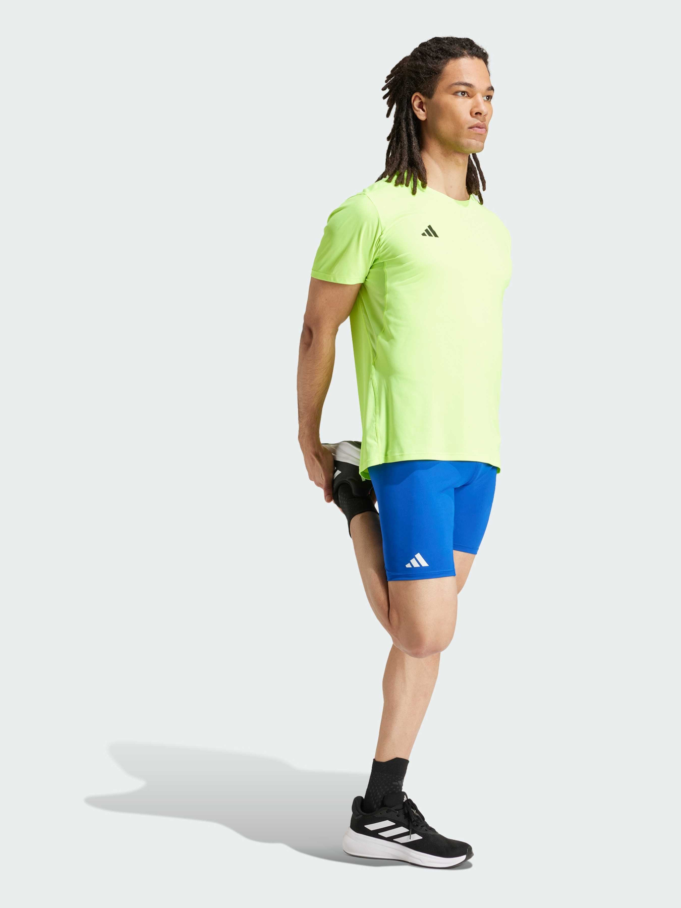 Спортивна футболка Adidas модель IX2841 Фото