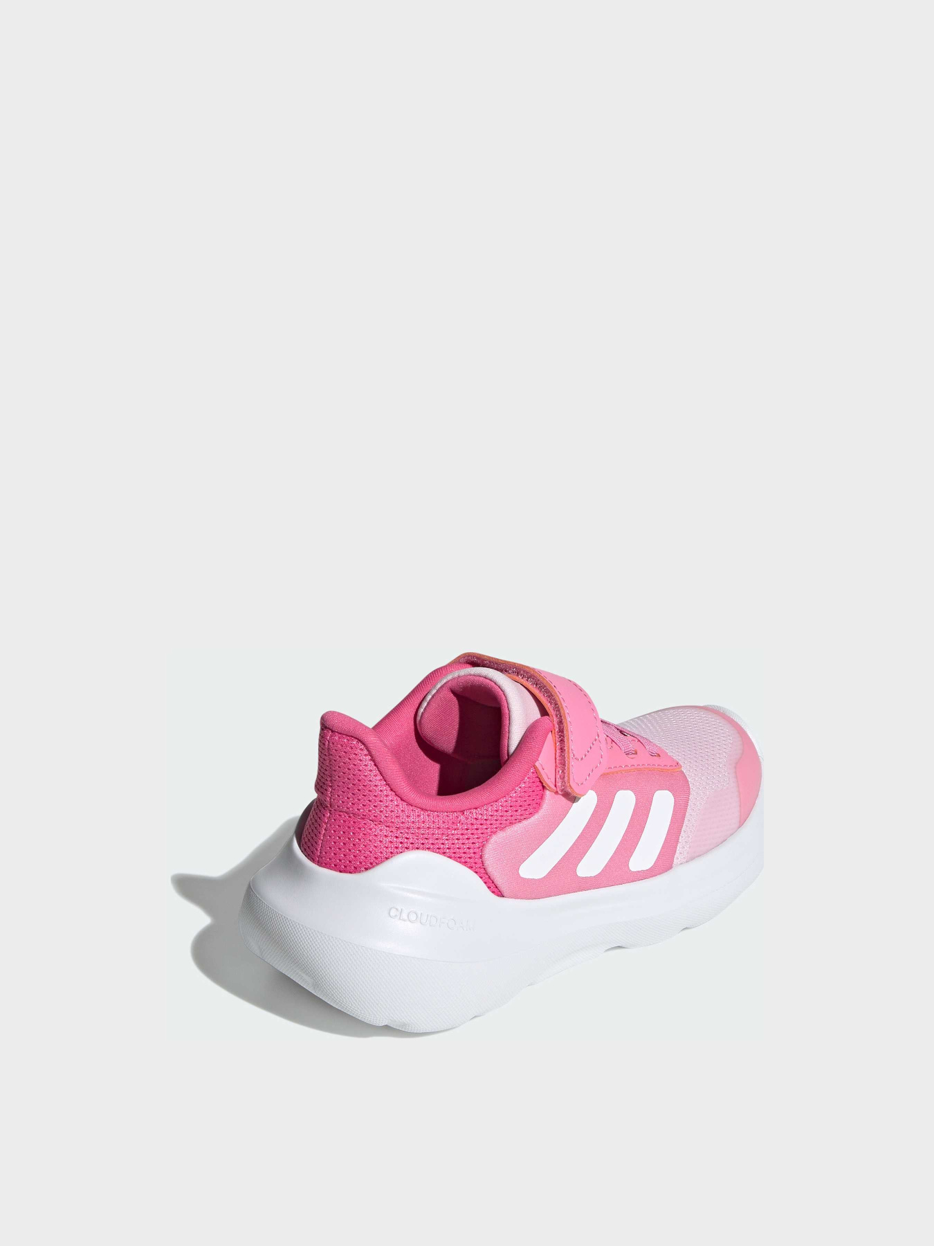 Кросівки повсякденні Adidas модель IE5990 Фото