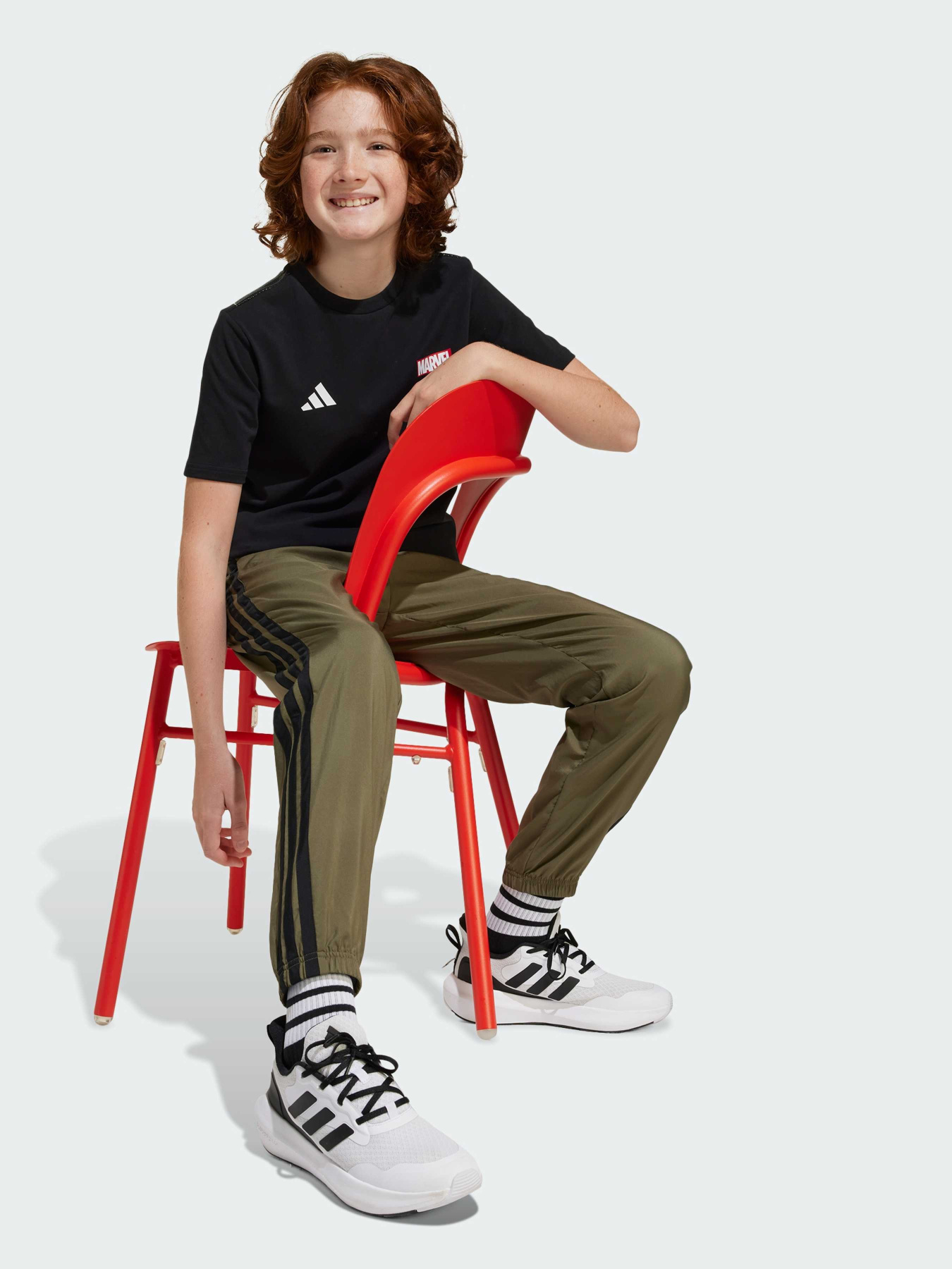 Футболка Adidas Marvel модель JC6260 Футболка Adidas Marvel модель JC6260 Фото