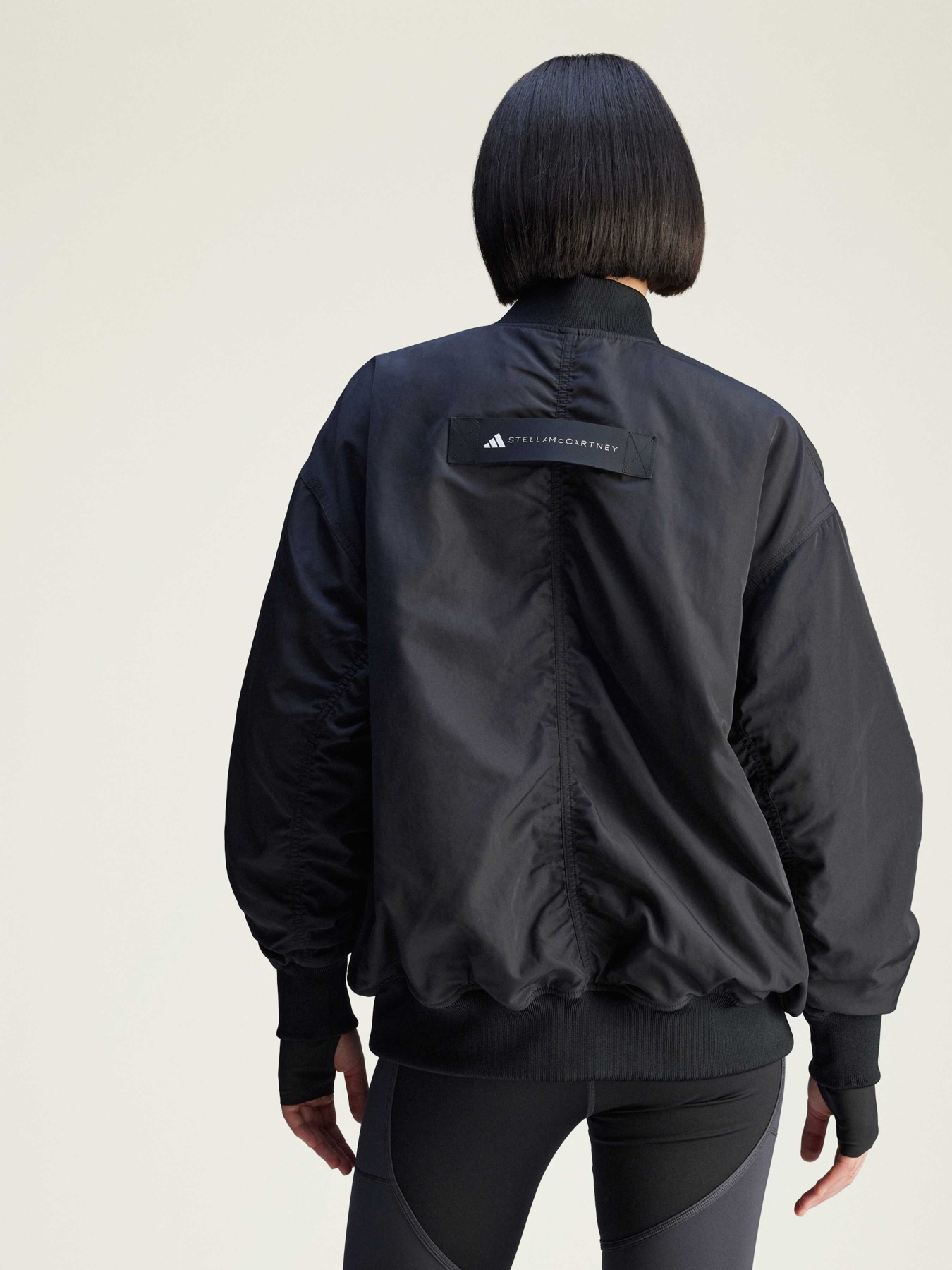 Куртки Adidas модель JF8466 Фото