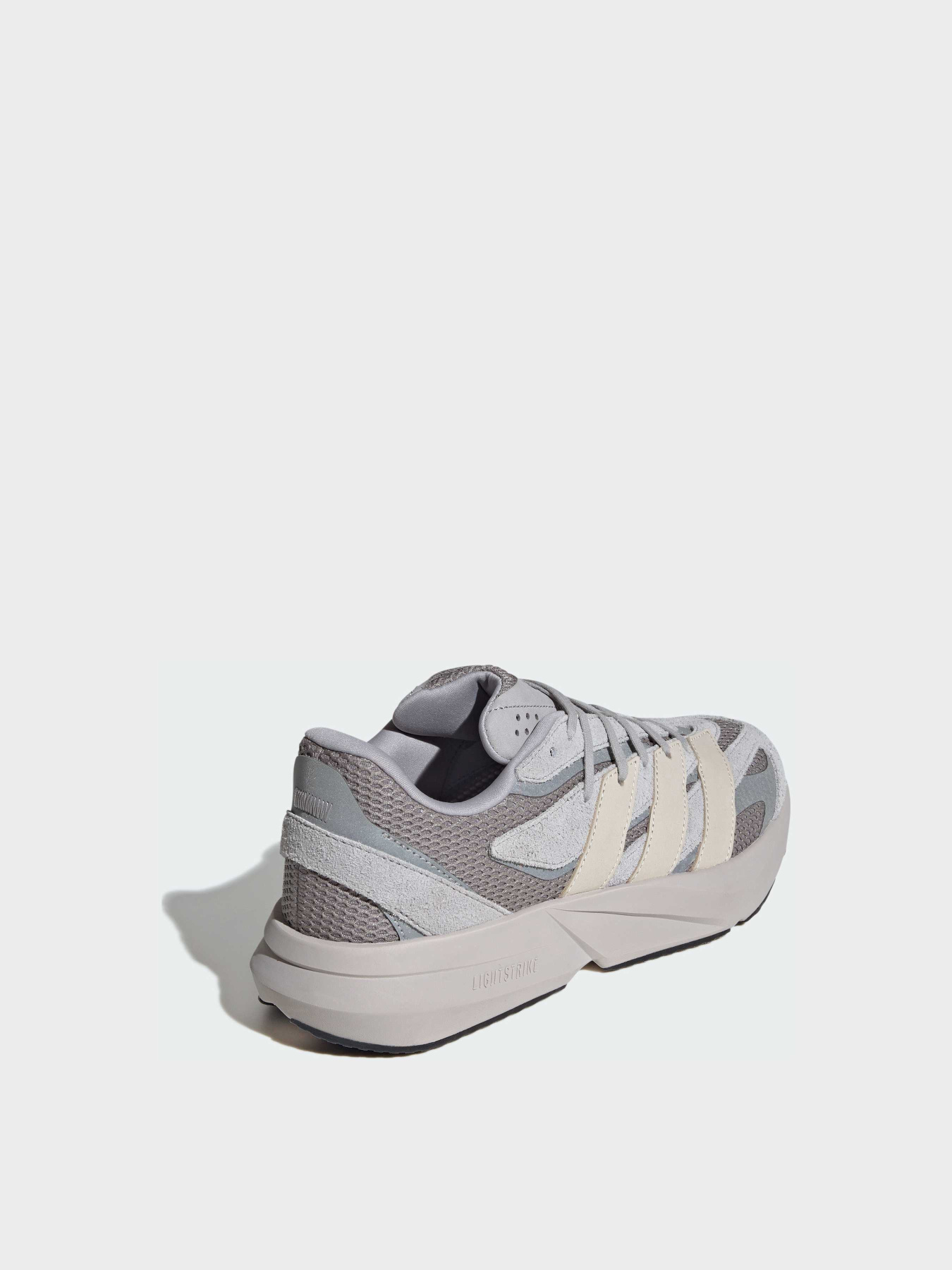 Кросівки Adidas модель JQ9973 Фото