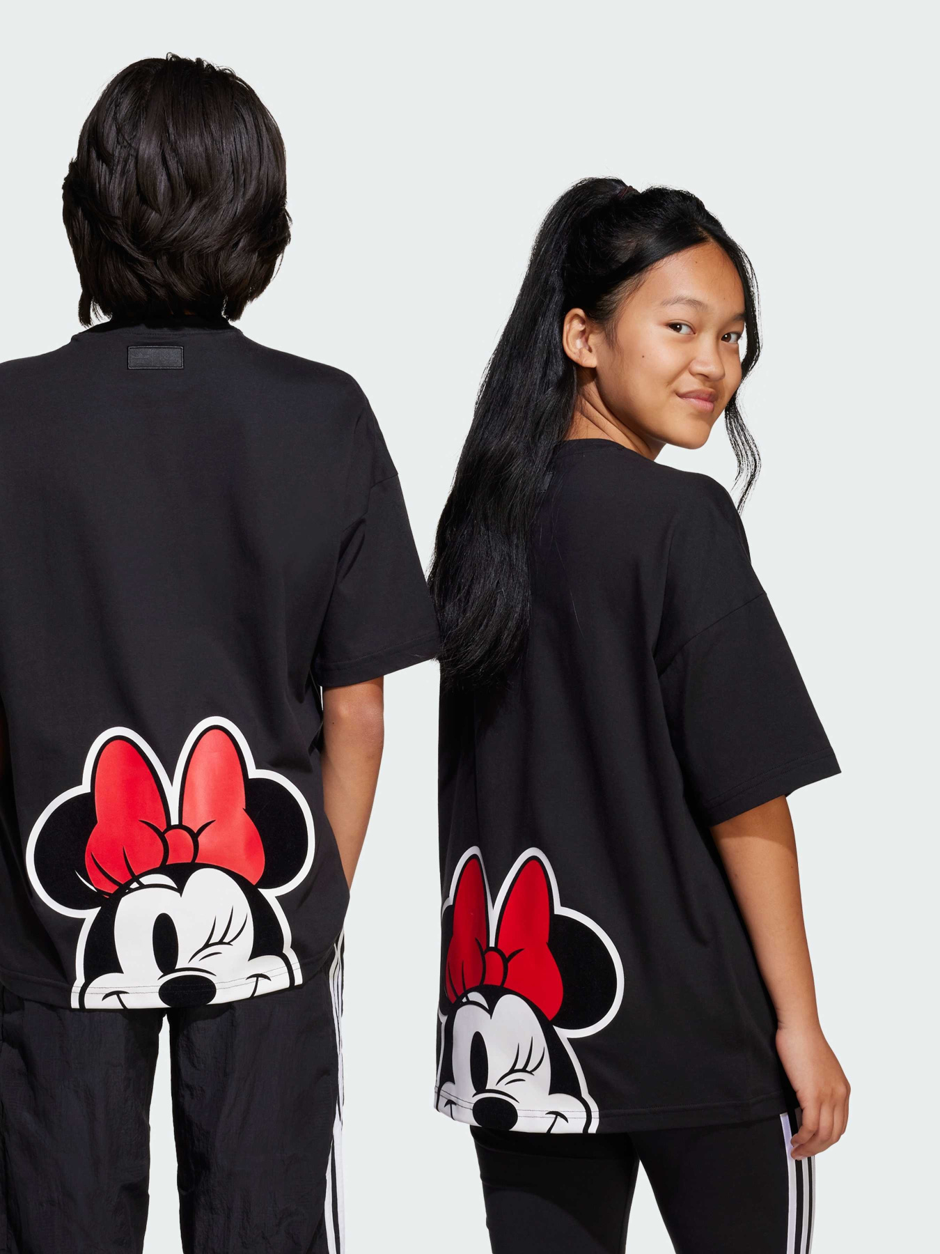 Футболка Adidas x Disney модель JD3101 Фото