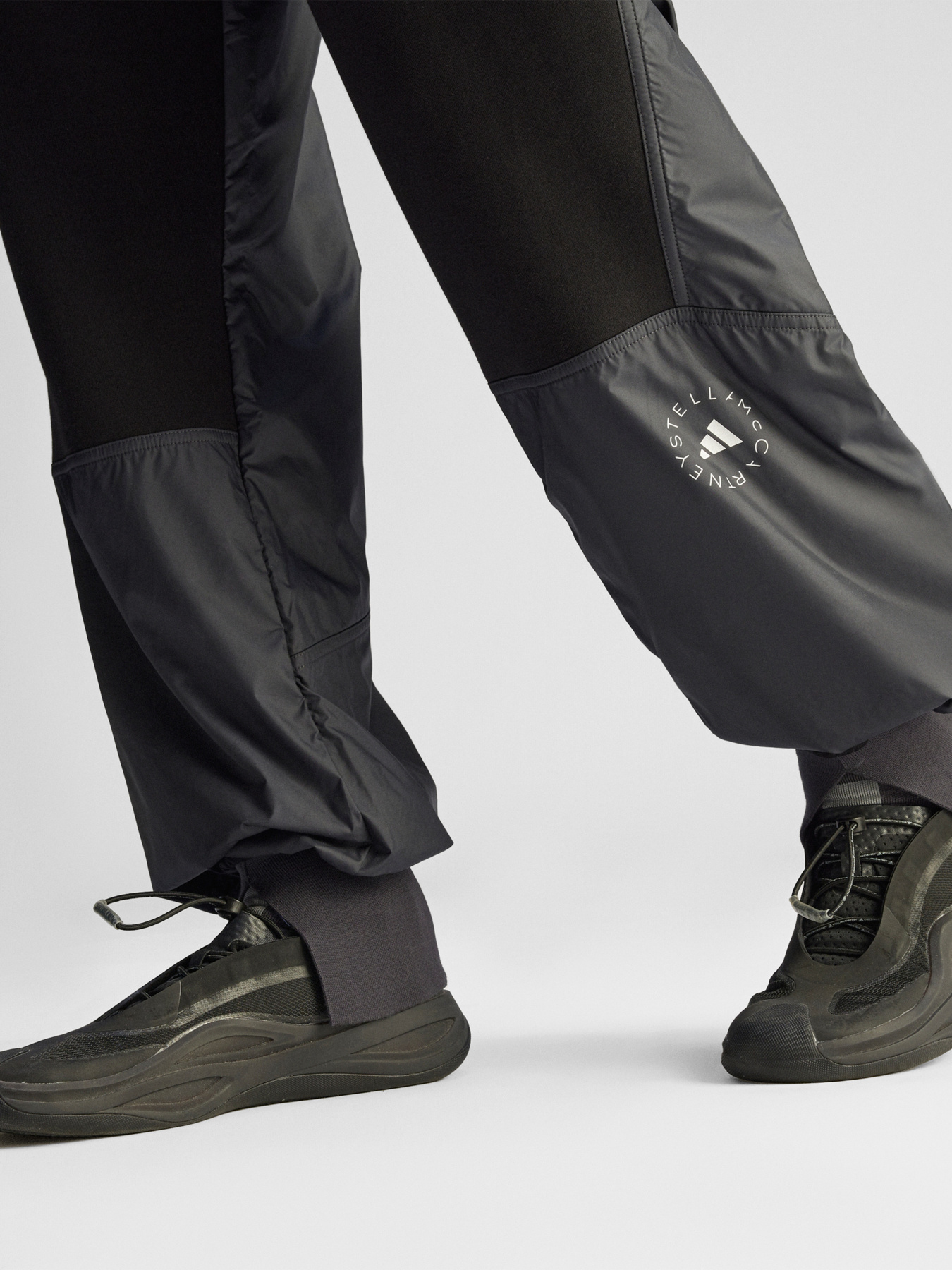 Спортивні штани Adidas модель JG5782 Фото