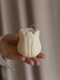 Свічка "Тюльпан великий", аромат - Tulip Fields (Тюльпанові поля), натуральний оливковий віск Candle Design модель 120.2016 Фото