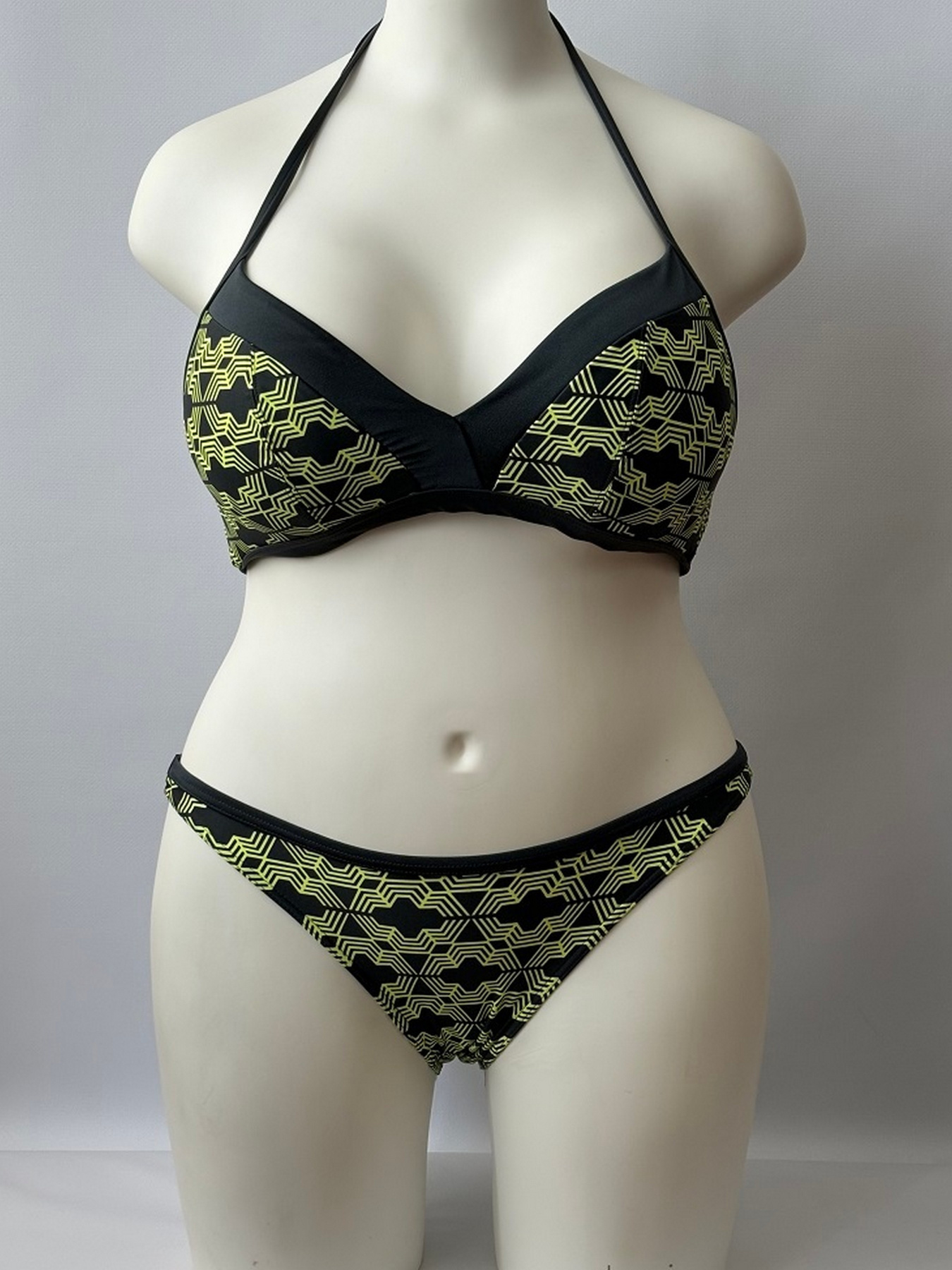 Купальник Freya Trapeze Модель 3054-3057 Фото