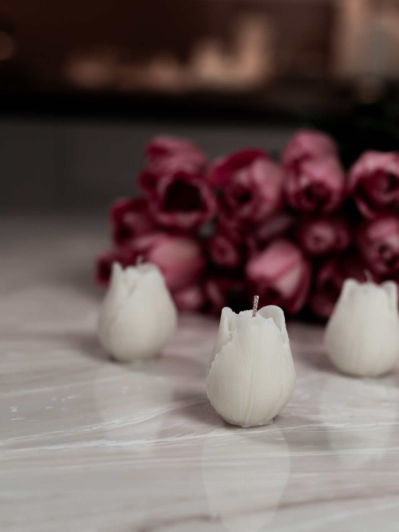 Свеча "Тюльпан", аромат - Tulip Fields (Тюльпановые поля), натуральный оливковый воск Candle Design модель 120.2017 Фото