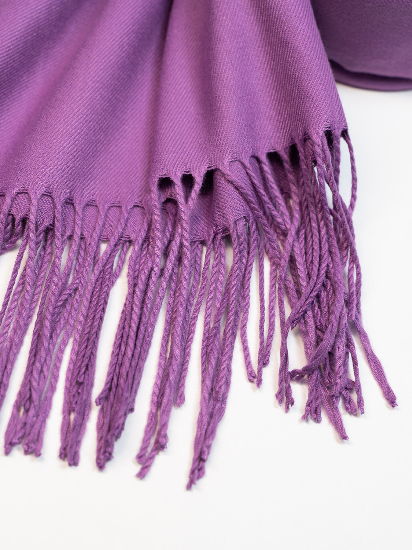 Шарф ISSA Plus модель SH-49_фиолетовый Шарф ISSA Plus модель SH-49_фиолетовый Фото