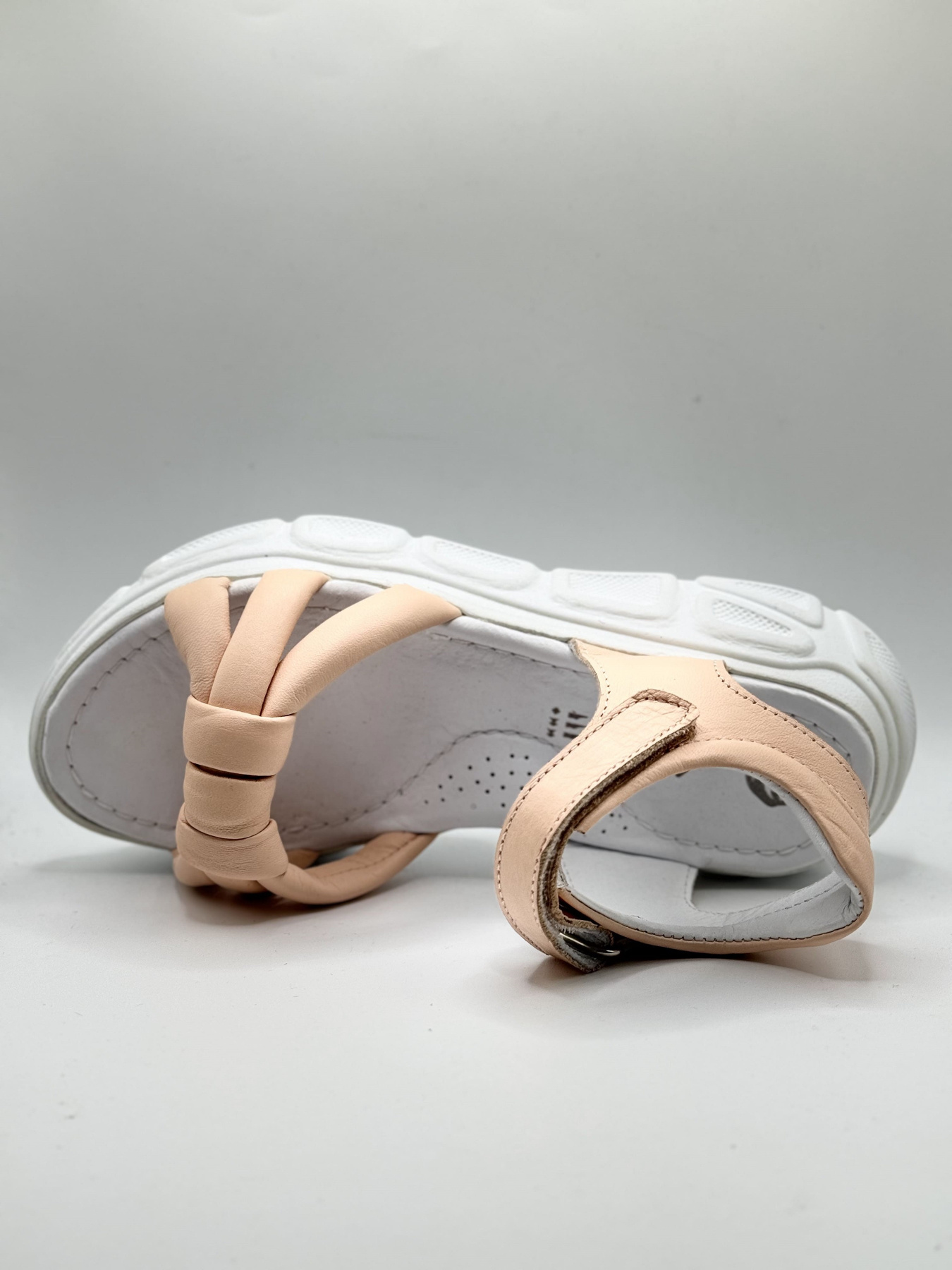 Сандалії Perlina модель 114pudra Фото