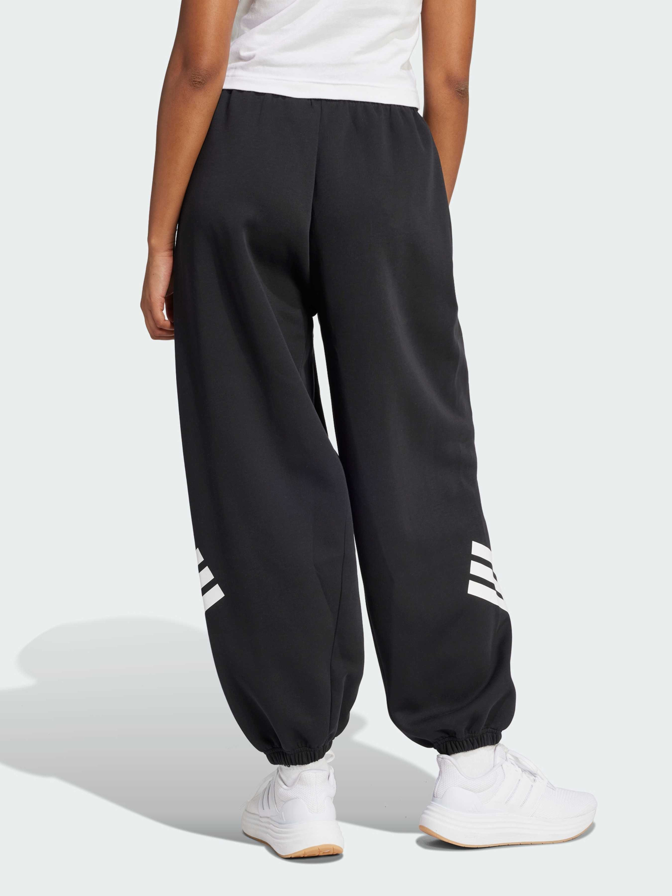 Штани Adidas 3 Stripes модель JE0141 Фото