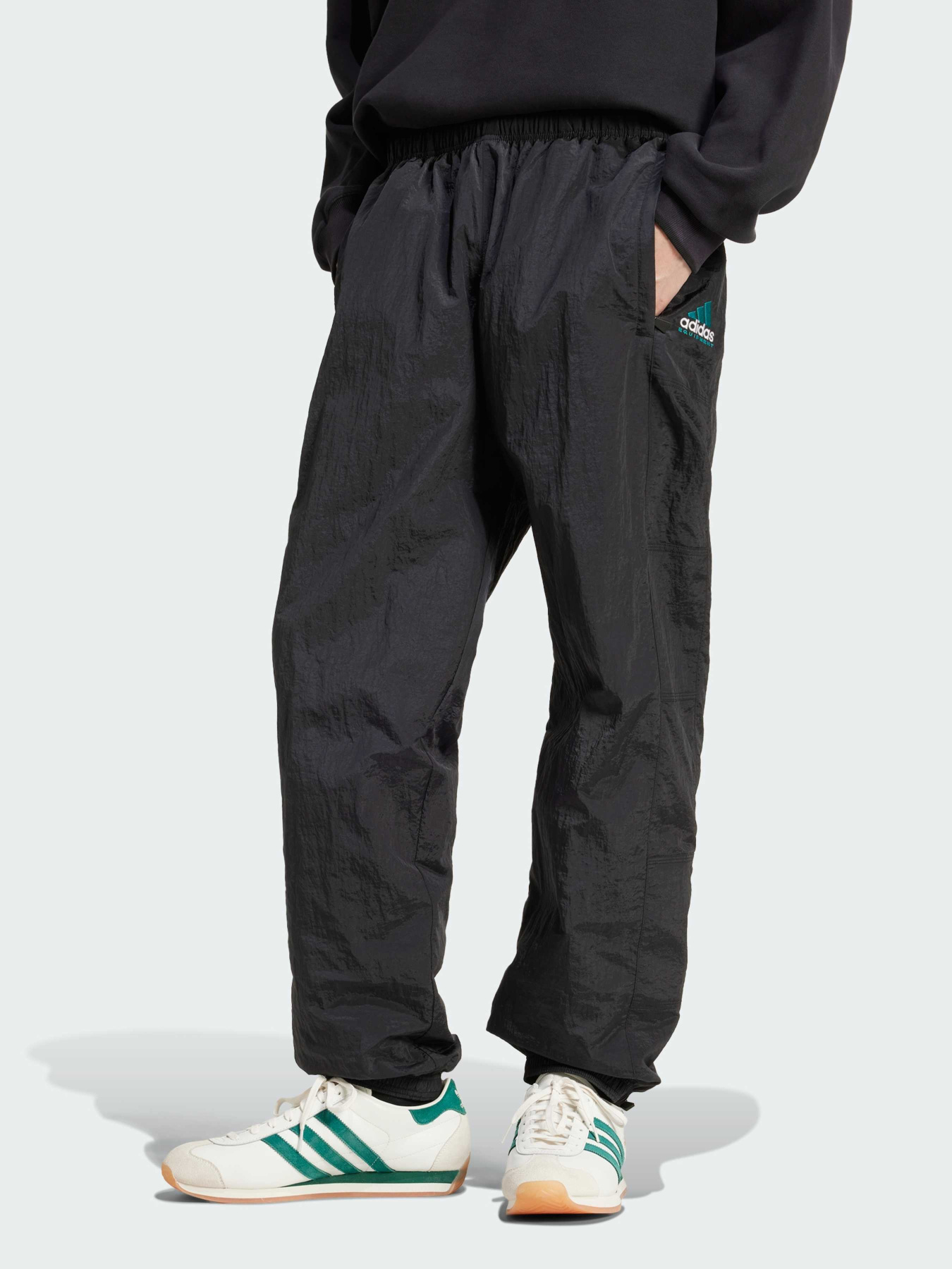 Повседневные штаны Adidas EQT модель JM6688 Фото