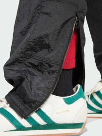 Повседневные штаны Adidas EQT модель JM6688 Фото