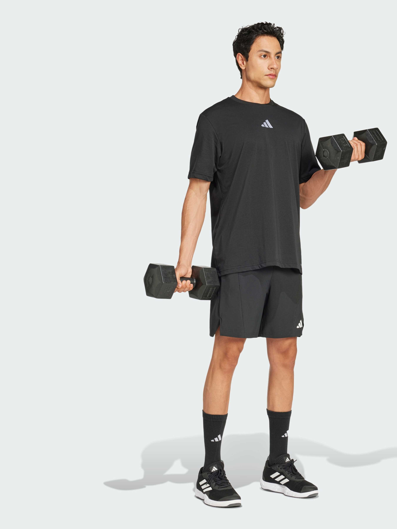 Спортивная футболка Adidas модель JD8235 Фото