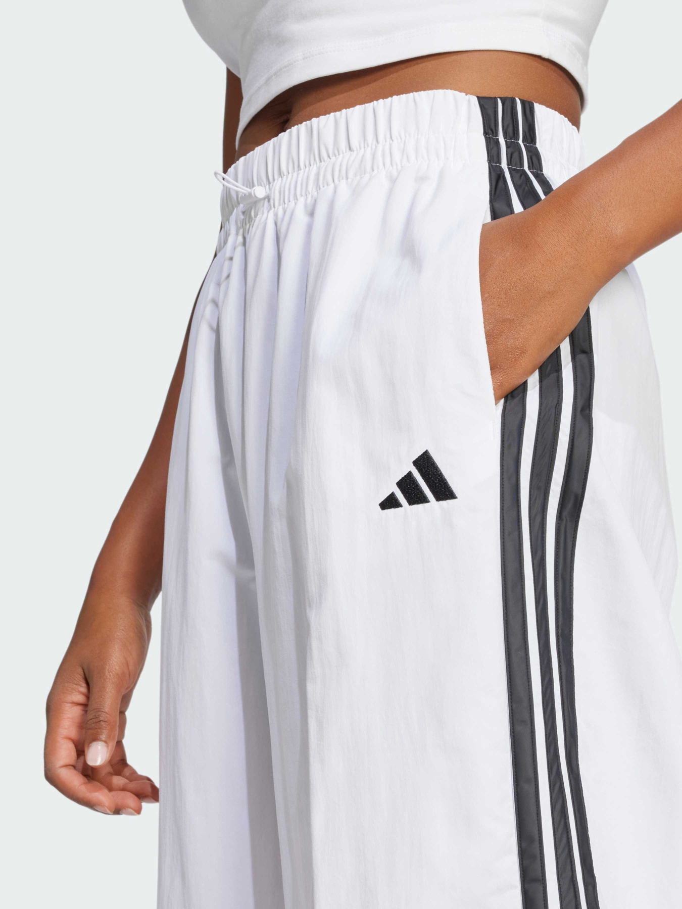 Штани повсякденні Adidas модель JE1307 Фото