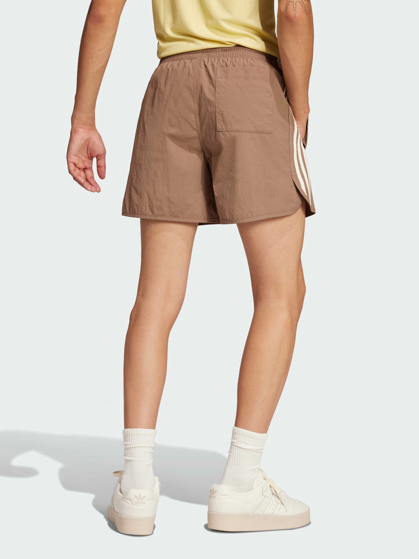 Повседневные шорты Adidas модель JP1021 Фото