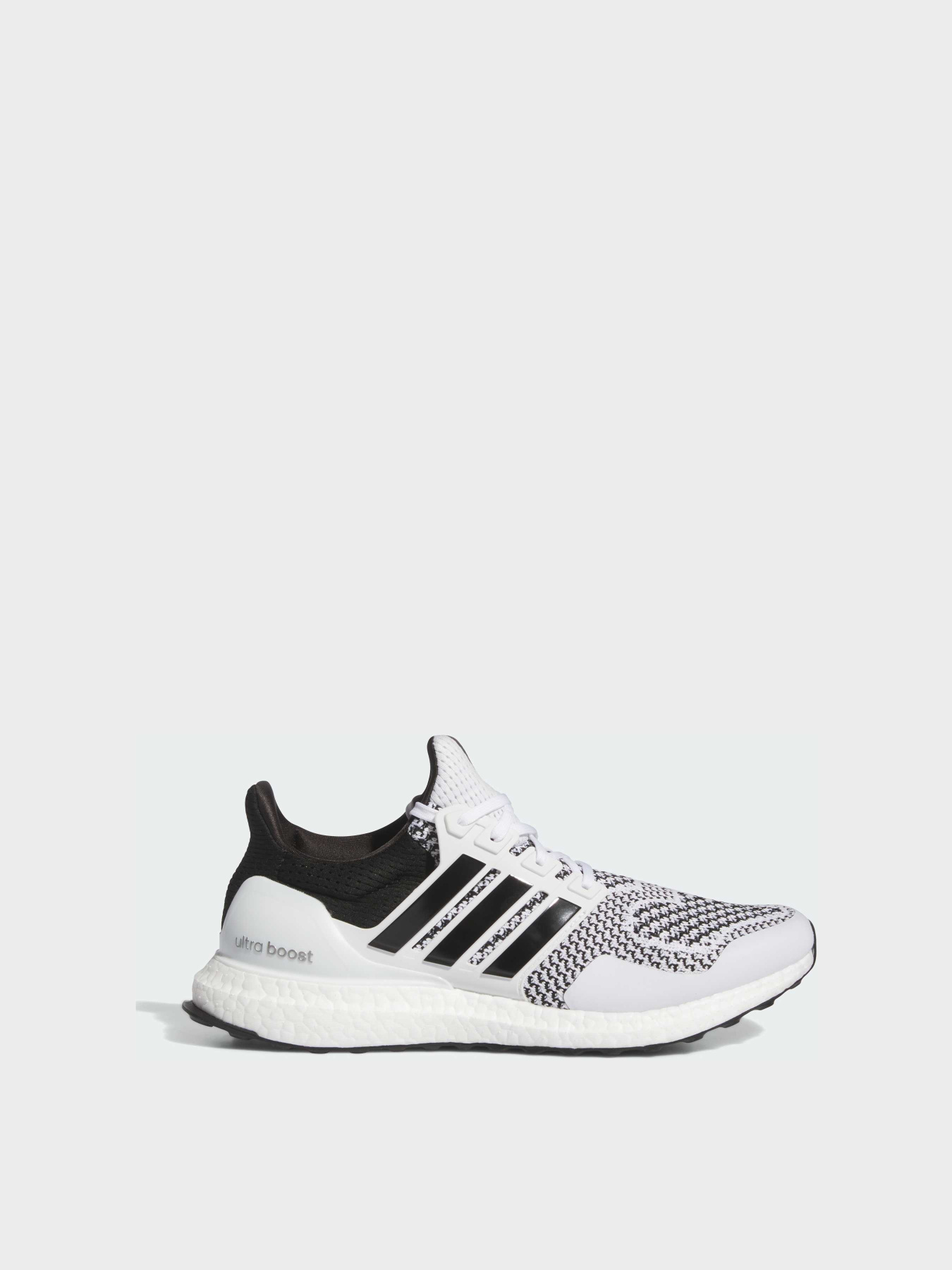 Кроссовки повседневные Adidas Ultraboost модель IH4924 Фото