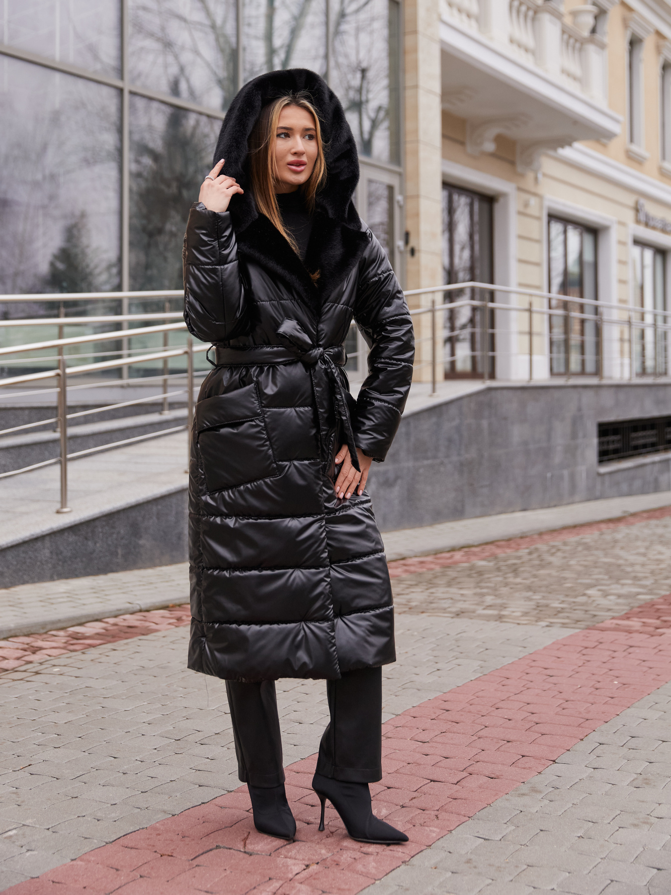 Пальто з утеплювачем MilaNova модель Пальто ПВ-331черный+черный Фото