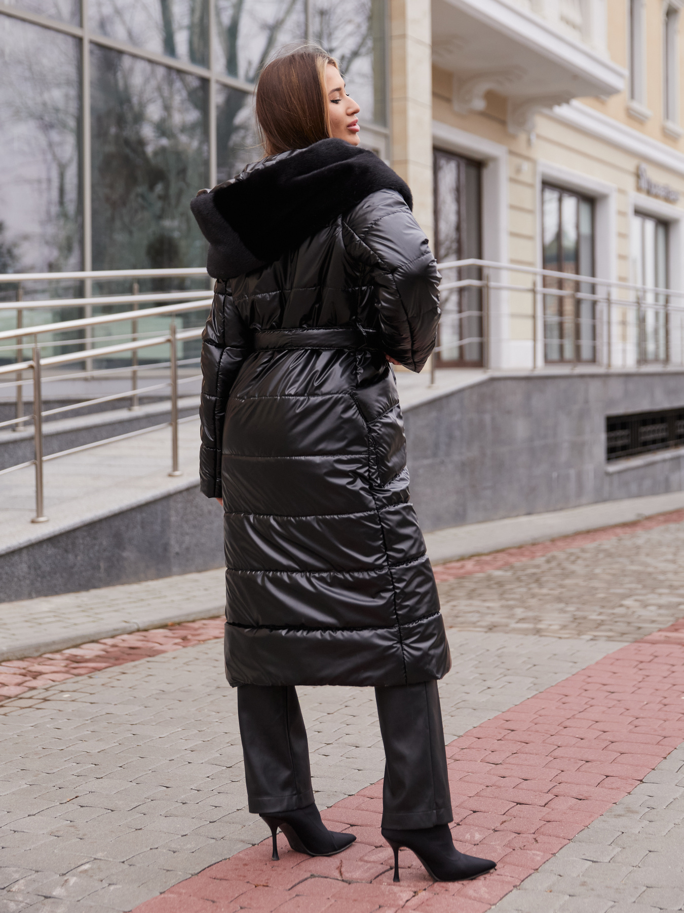 Пальто з утеплювачем MilaNova модель Пальто ПВ-331черный+черный Фото